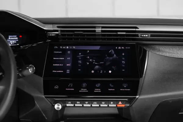 Peugeot 408 1.6 Hybrid Allure e-EAT8 12