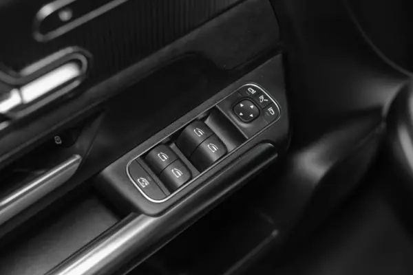 Mercedes-Benz EQA 250 AMG Line 34