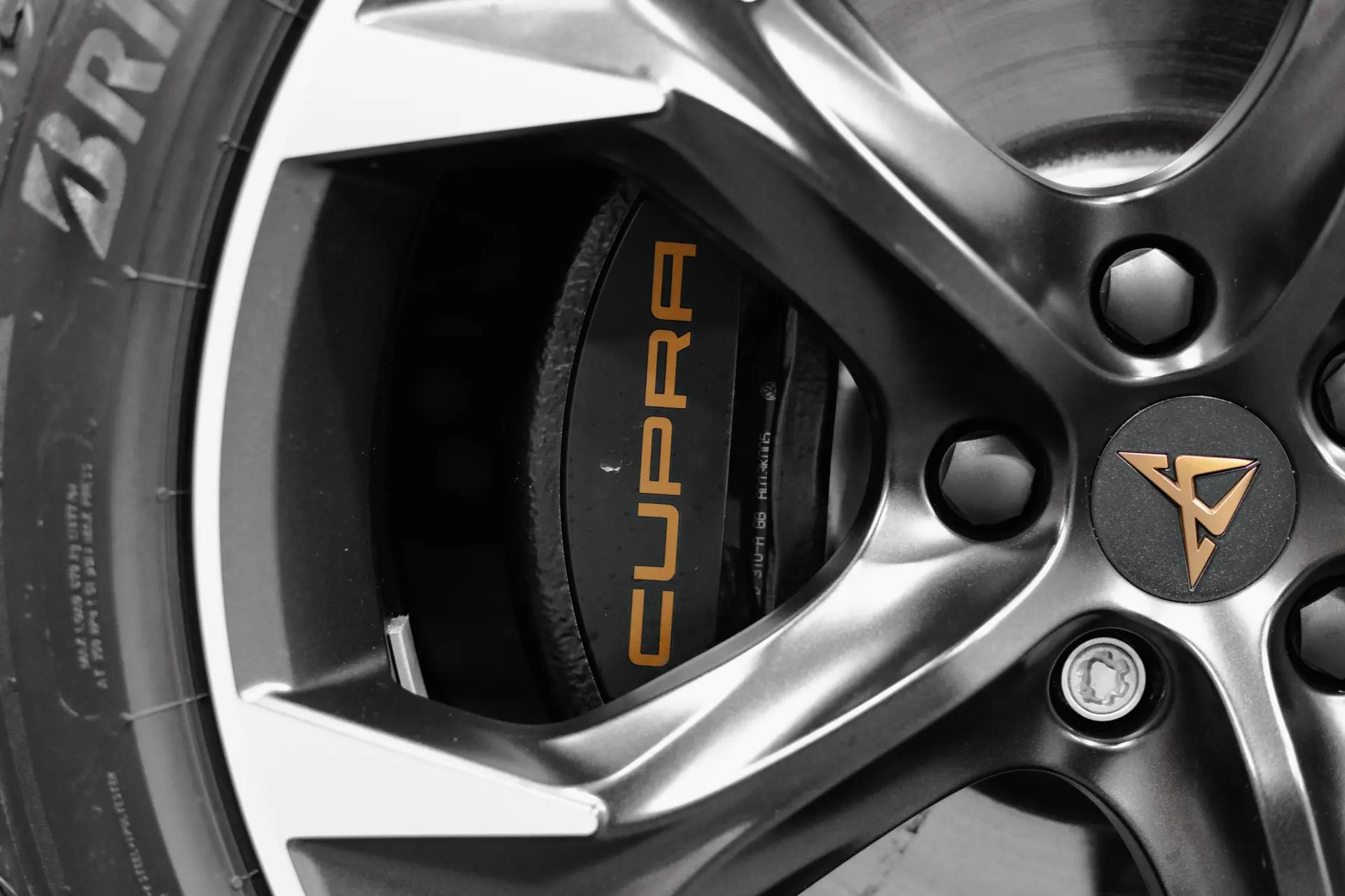 Cupra Formentor 1.4 e-Hybrid DSG VZ 23