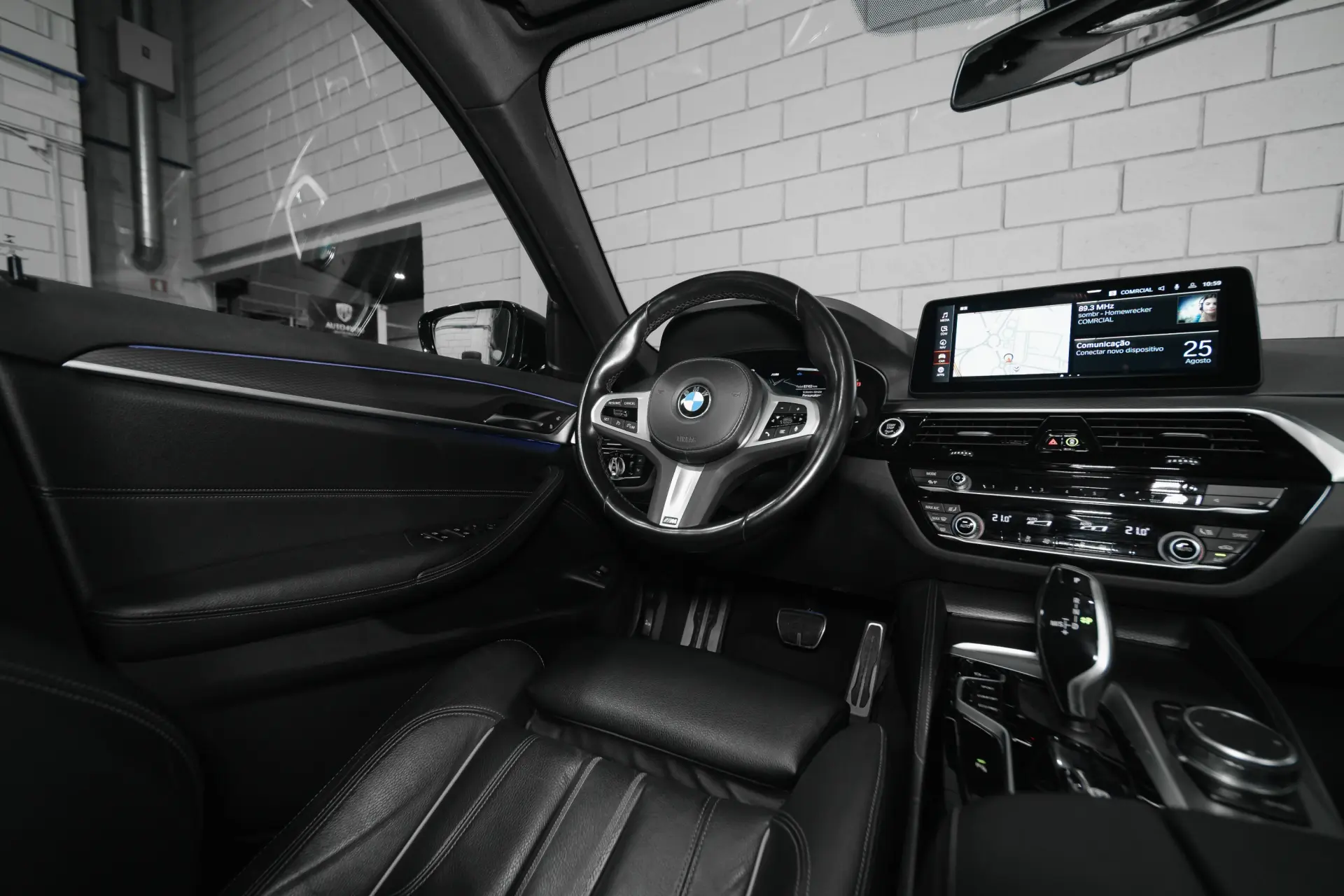 BMW 520 d Pack Desportivo M Auto 31