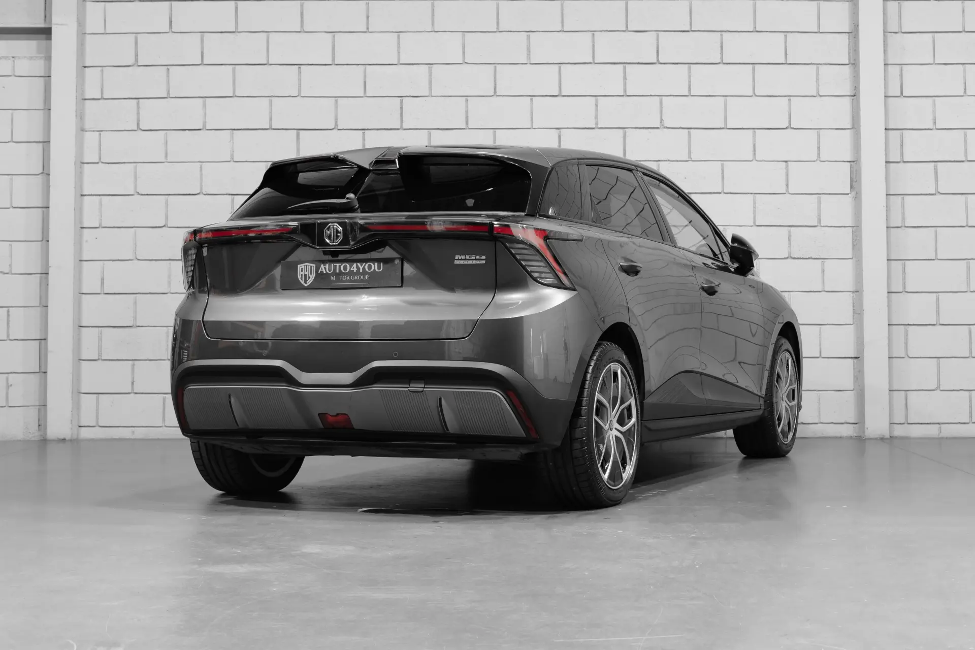 MG MG4 77 kWh Extended Range Luxury 4