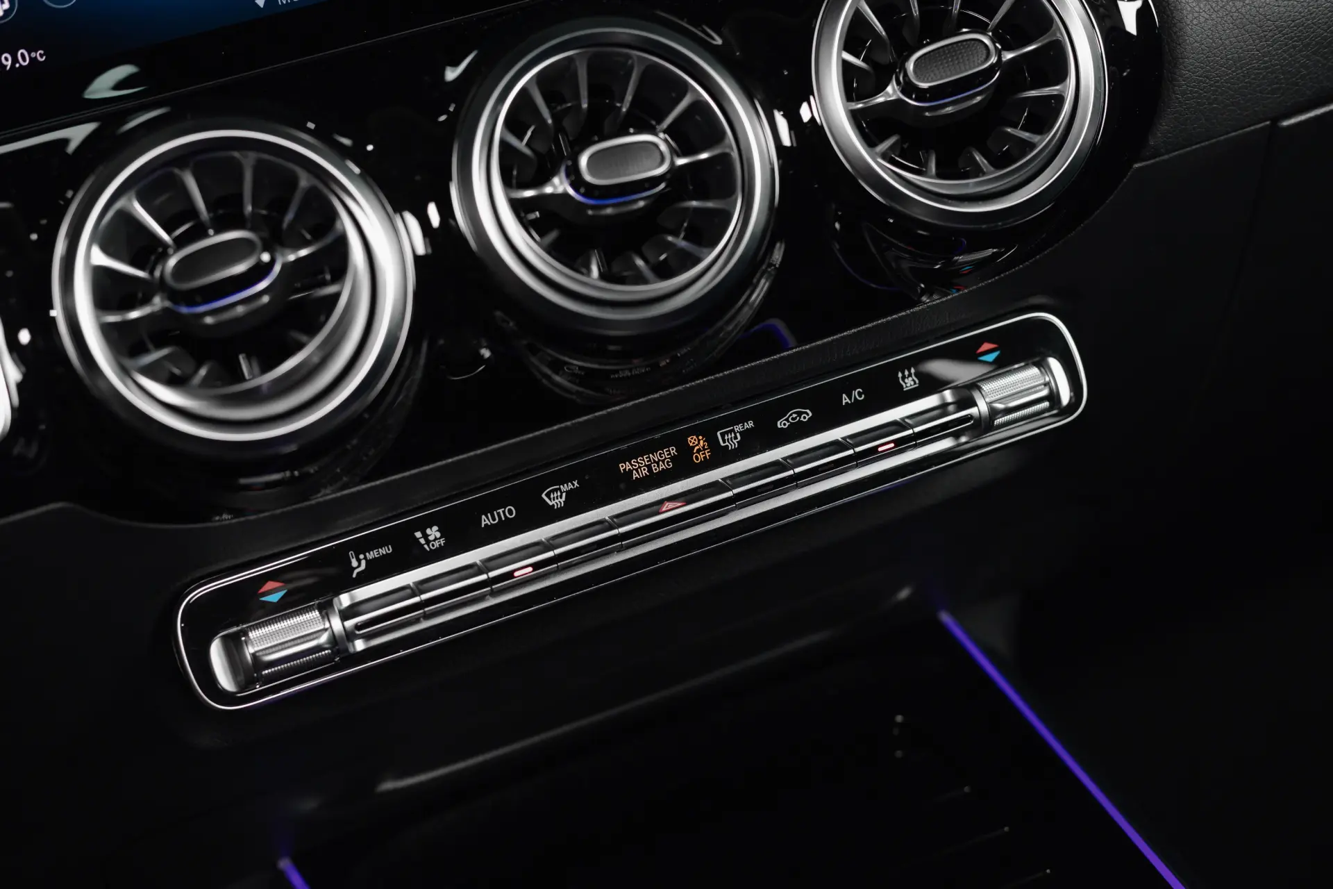 Mercedes-Benz EQA 250 AMG Line 43