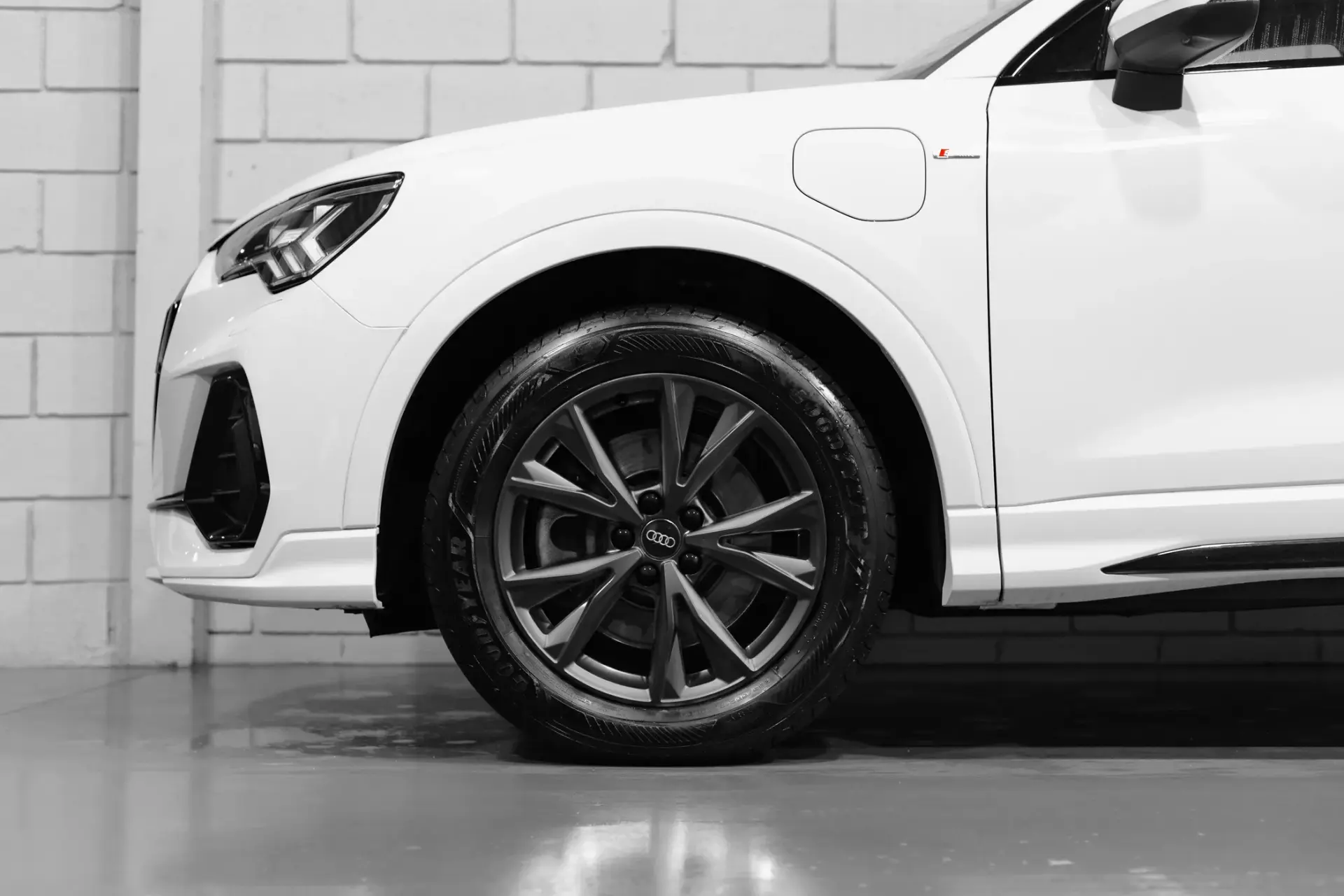 Audi Q3 45 TFSIe S line S tronic 23