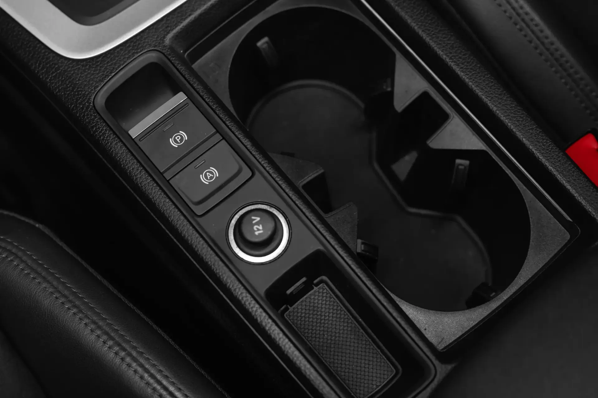 Audi Q3 45 TFSIe S line S tronic 37