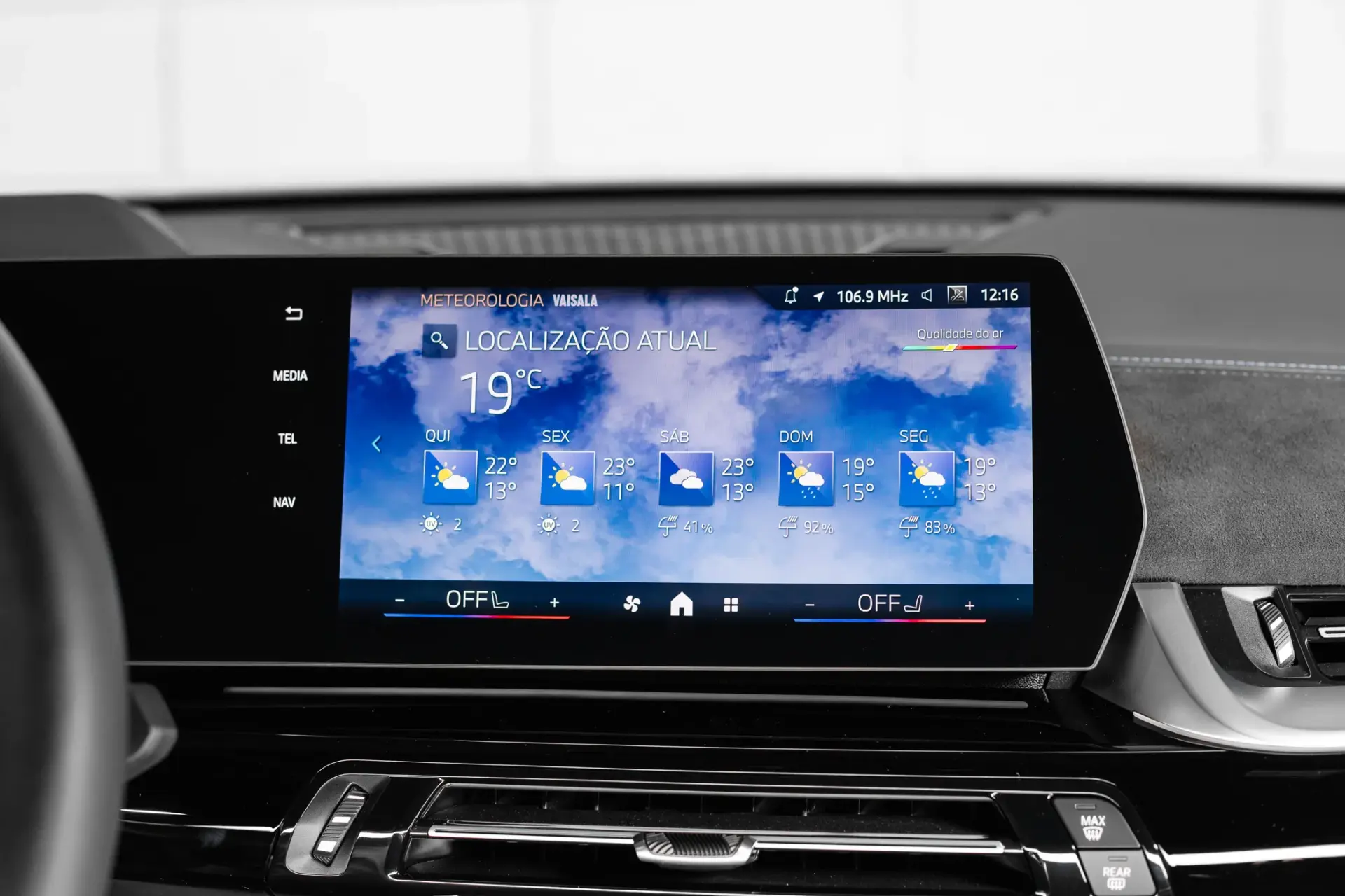 BMW iX2 xDrive30 Pack Desportivo M Pro 18