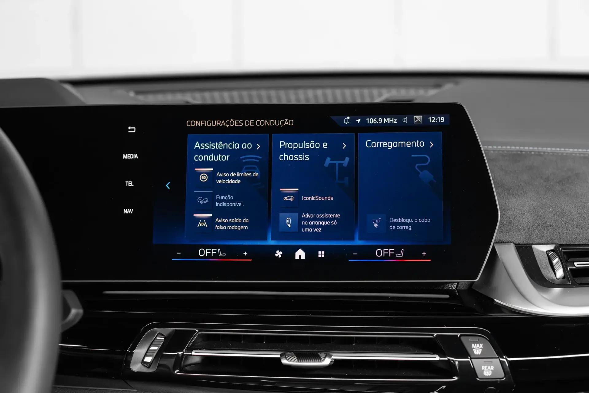 BMW iX2 xDrive30 Pack Desportivo M Pro 22