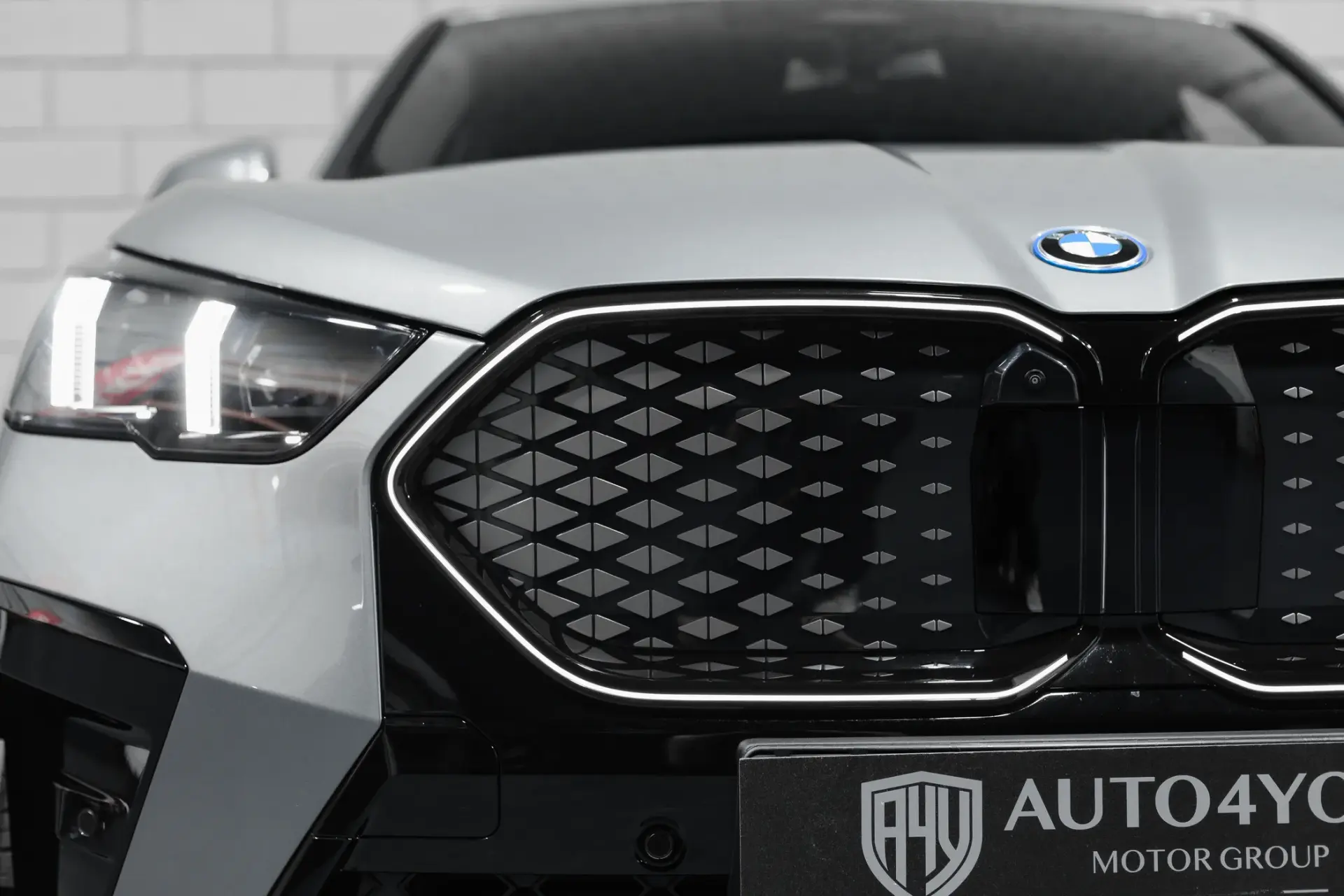 BMW iX2 xDrive30 Pack Desportivo M Pro 41