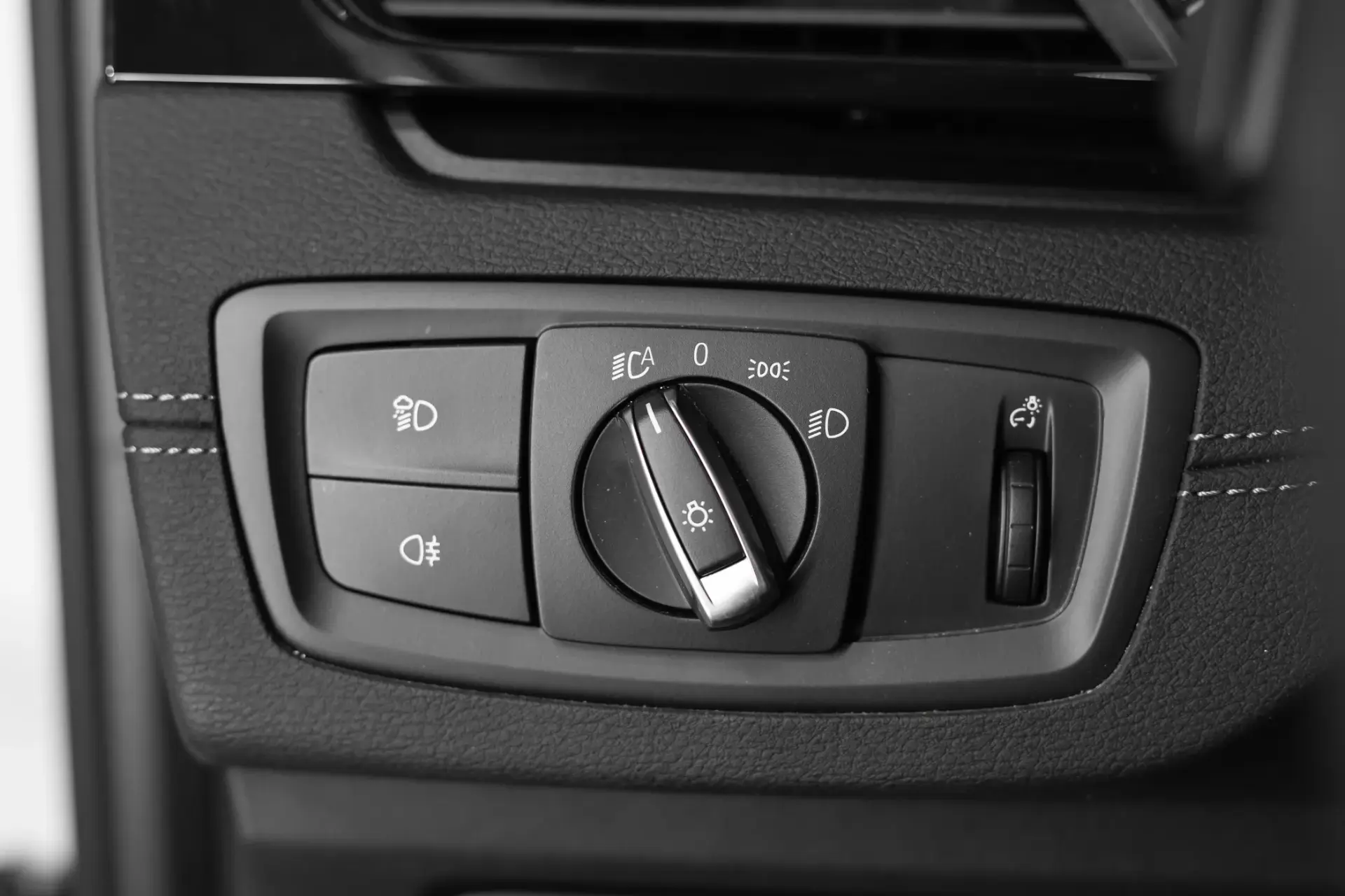 BMW X2 16 d sDrive Auto Advantage 19