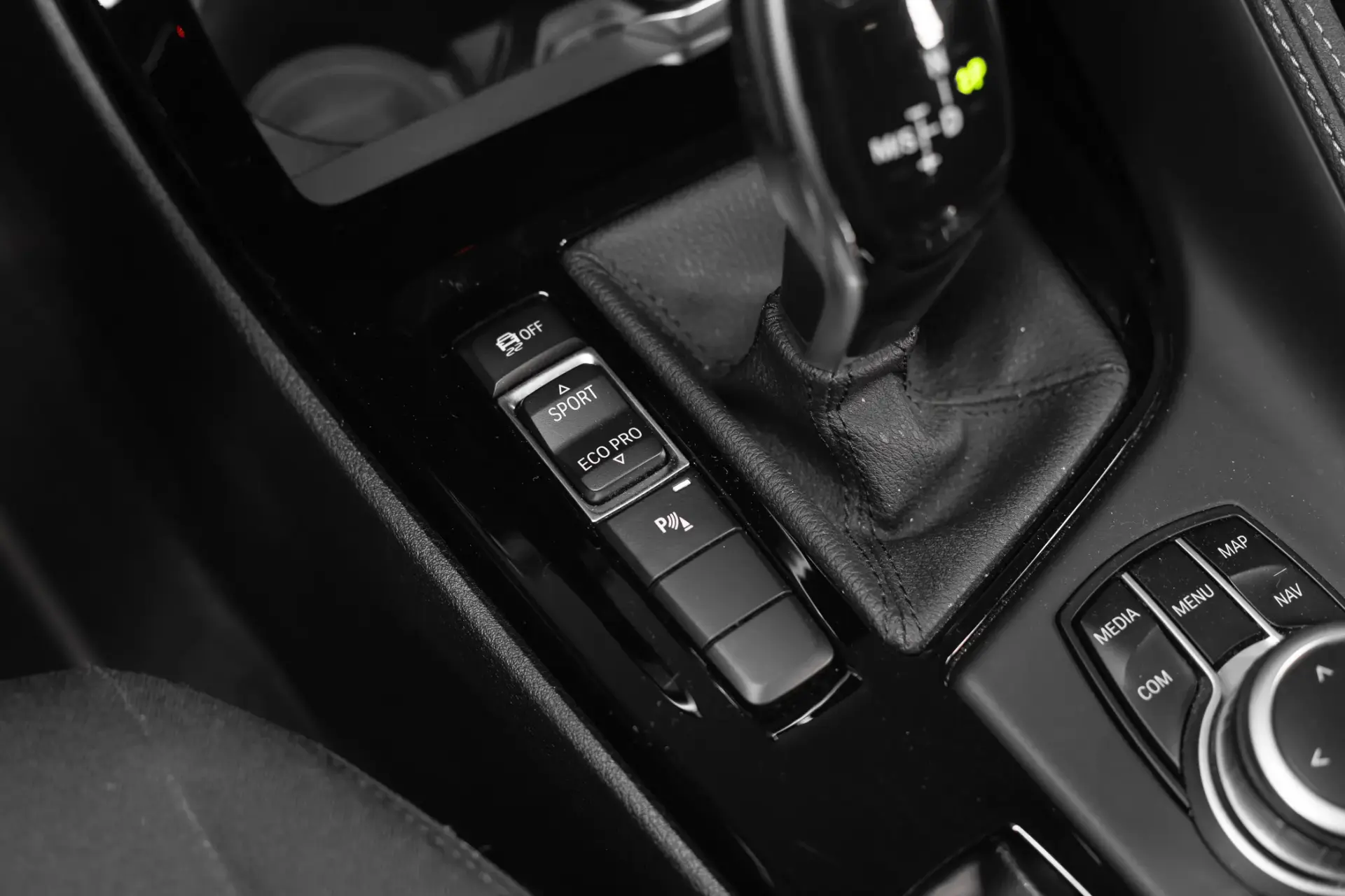 BMW X2 16 d sDrive Auto Advantage 23