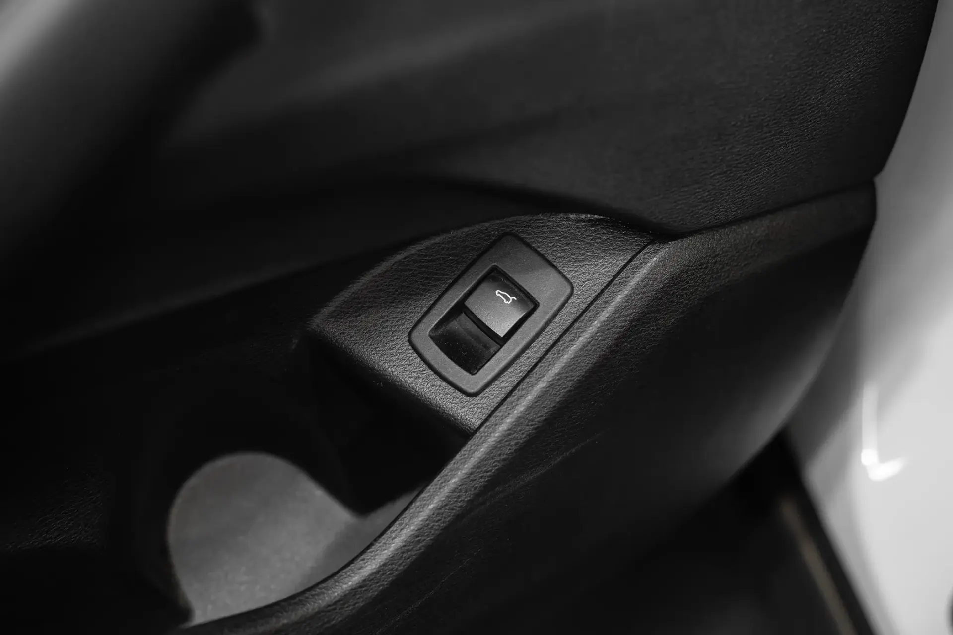 BMW X2 16 d sDrive Auto Advantage 27