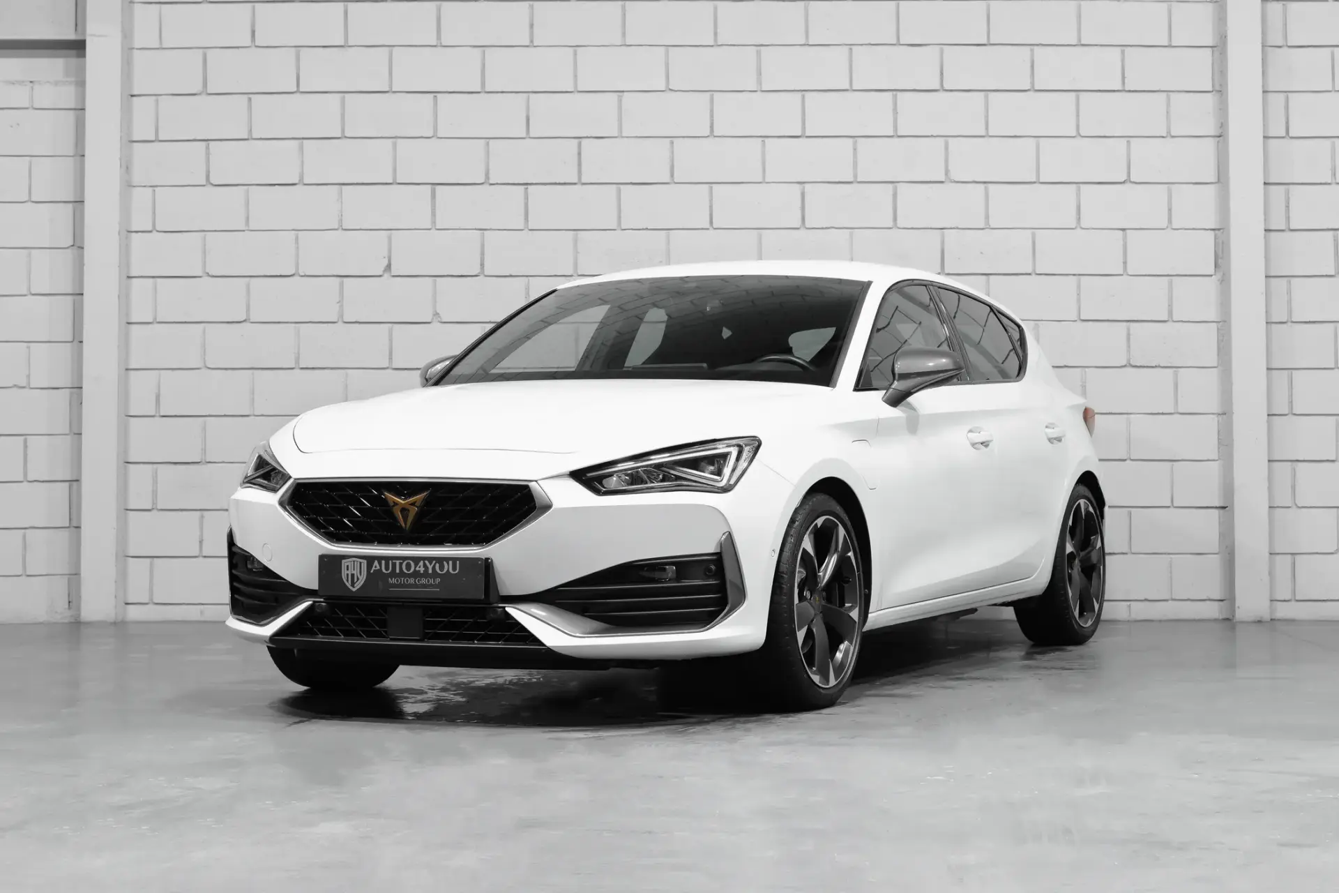 Cupra Leon 1.4 e-Hybrid VZ DSG 1