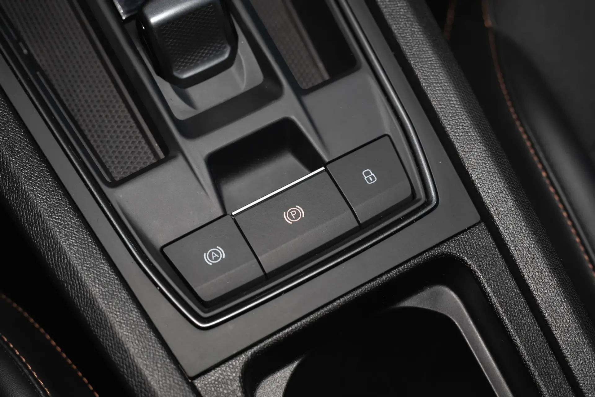 Cupra Leon 1.4 e-Hybrid VZ DSG 32