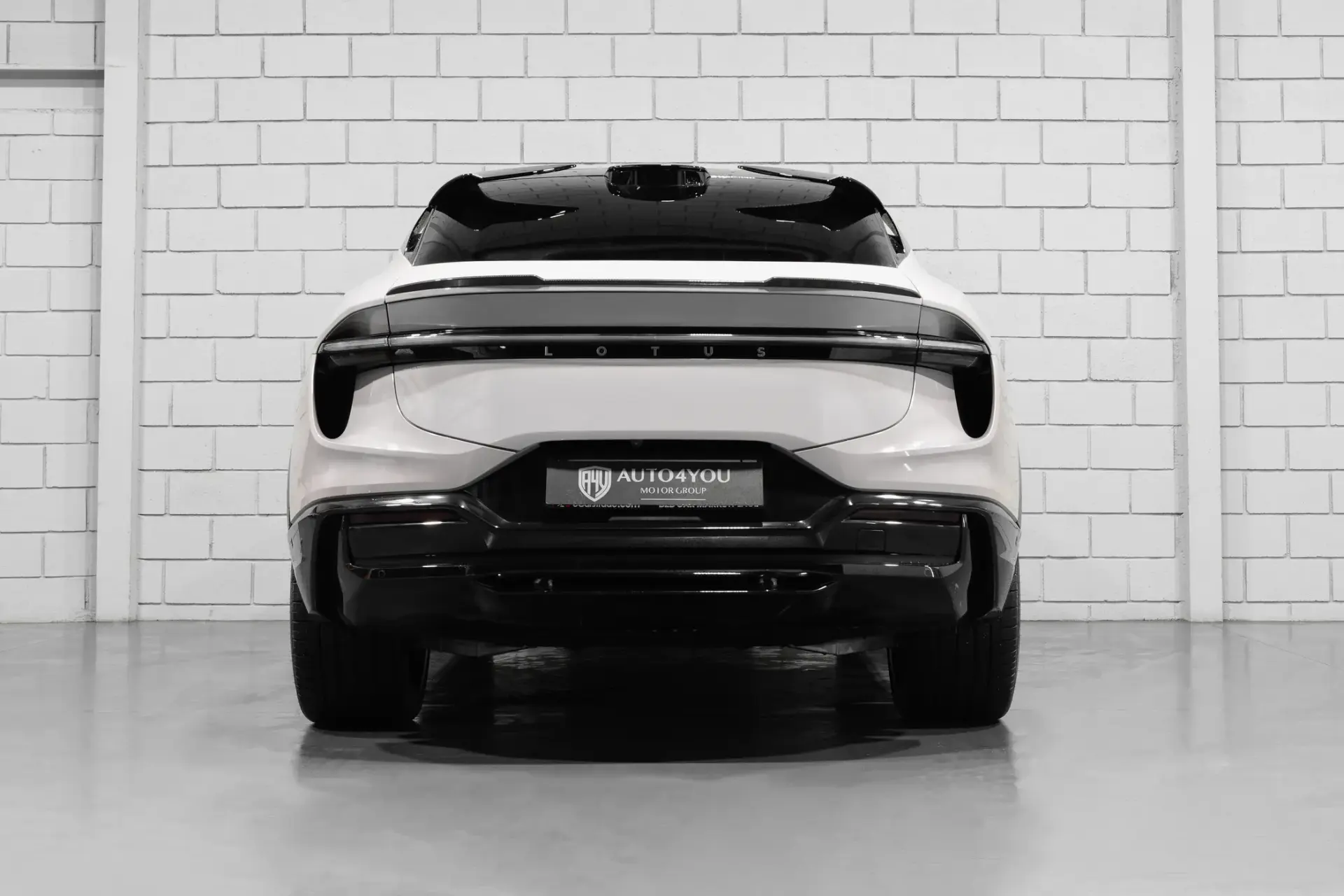 Lotus Eletre 600 Sport SE 69