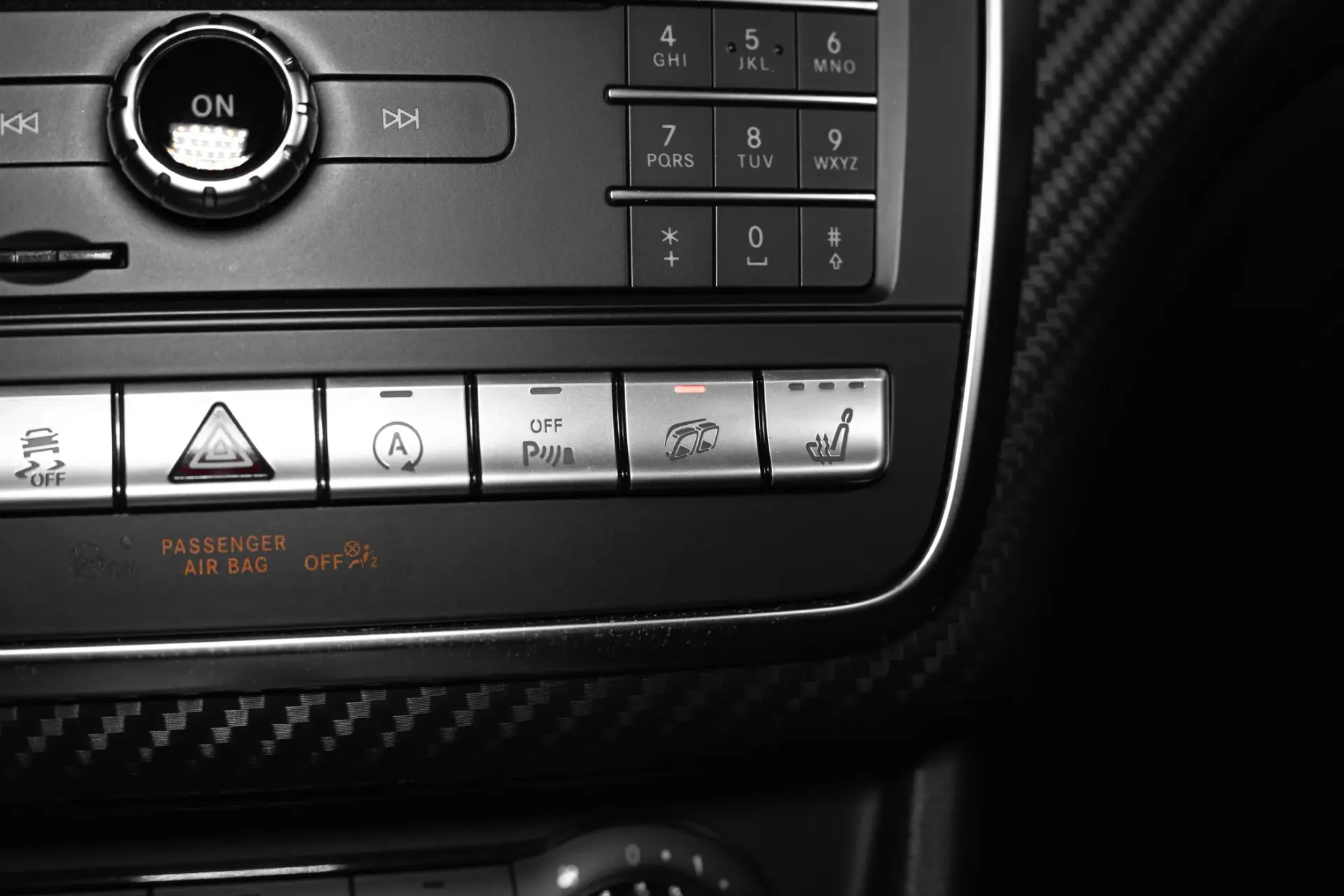 Mercedes-Benz A 45 AMG 4Matic Speedshift 7G-DCT 32