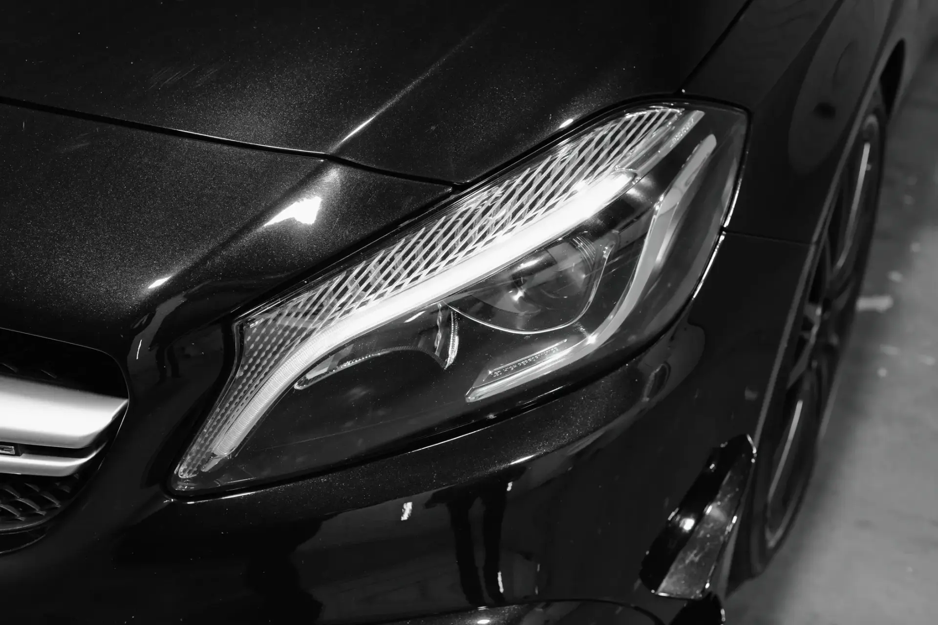 Mercedes-Benz A 45 AMG 4Matic Speedshift 7G-DCT 34