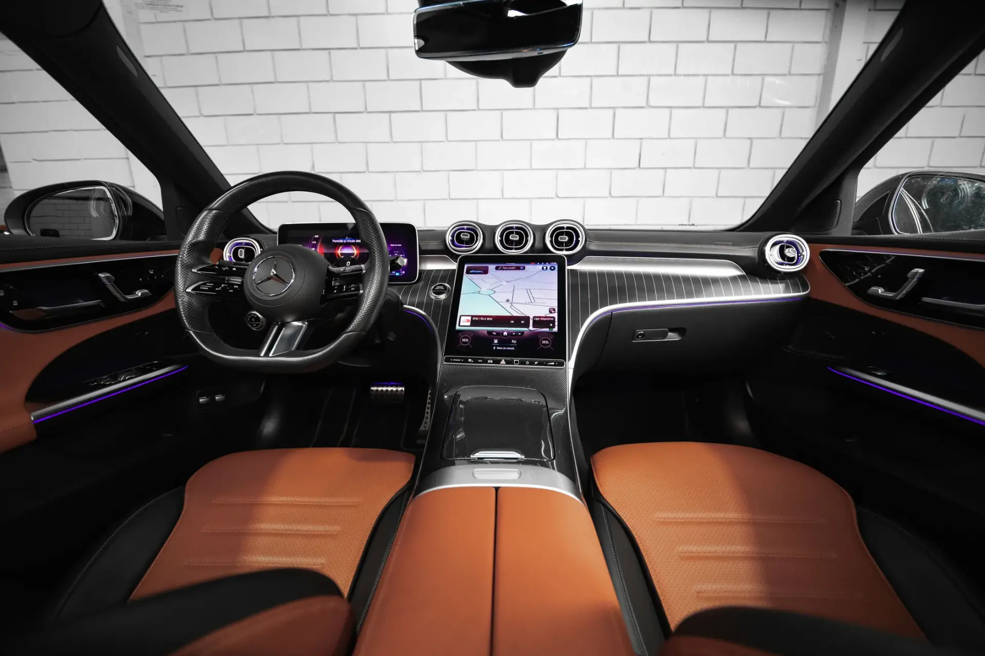 Mercedes-Benz C 300 e 9G-TRONIC AMG Line 44