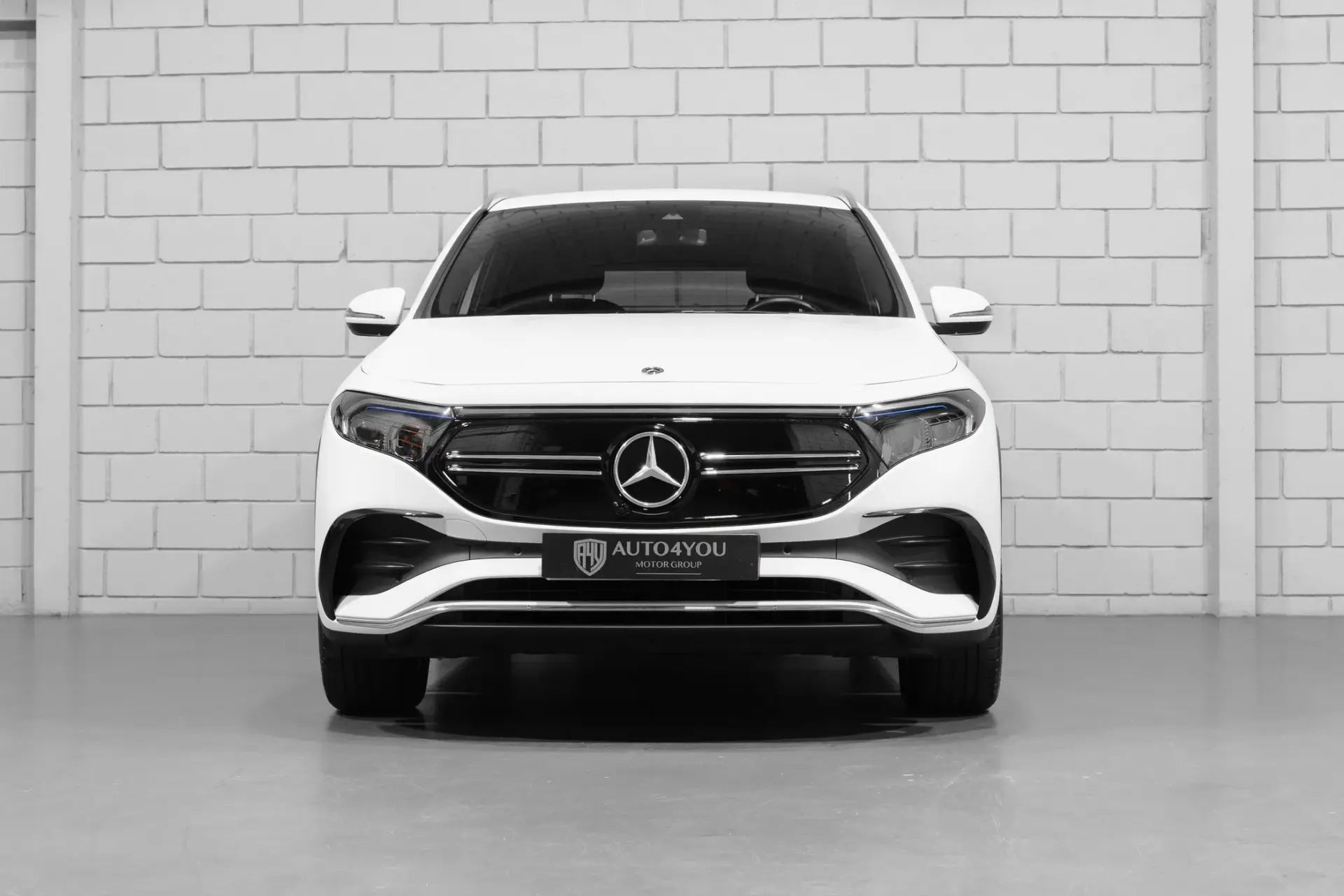 Mercedes-Benz EQA 250 AMG Line 2