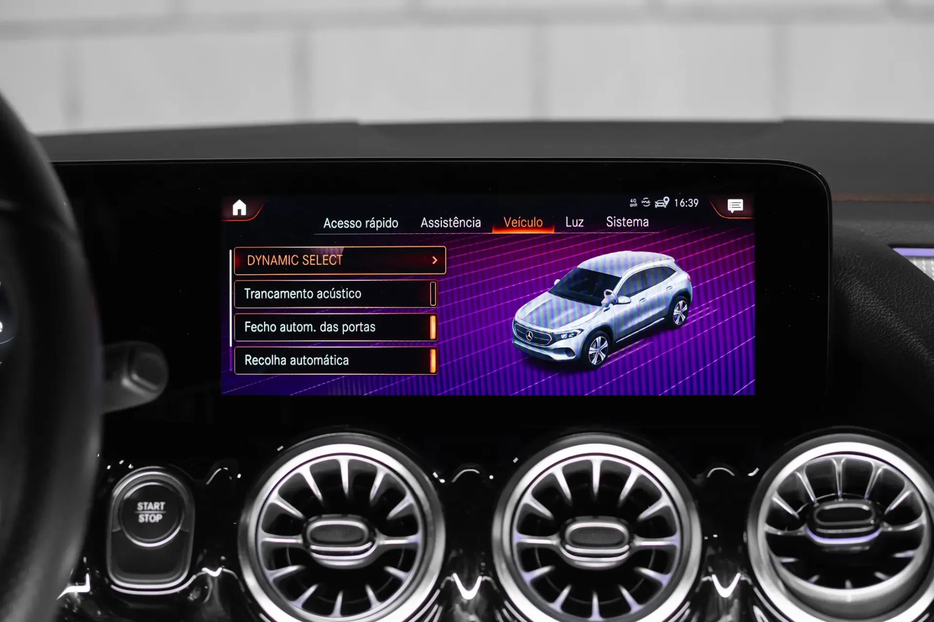 Mercedes-Benz EQA 250 AMG Line 14