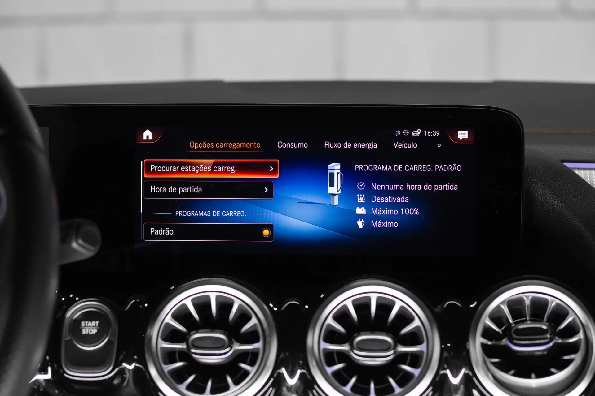 Mercedes-Benz EQA 250 AMG Line 17