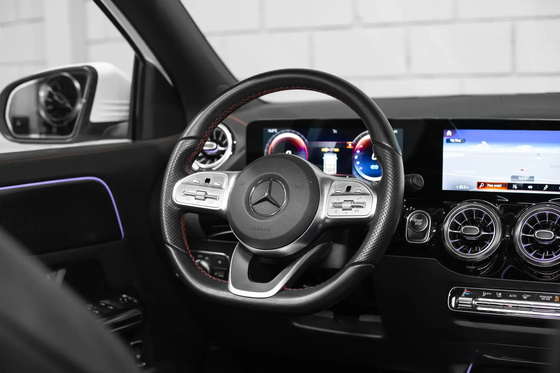 Mercedes-Benz EQA 250 AMG Line 27