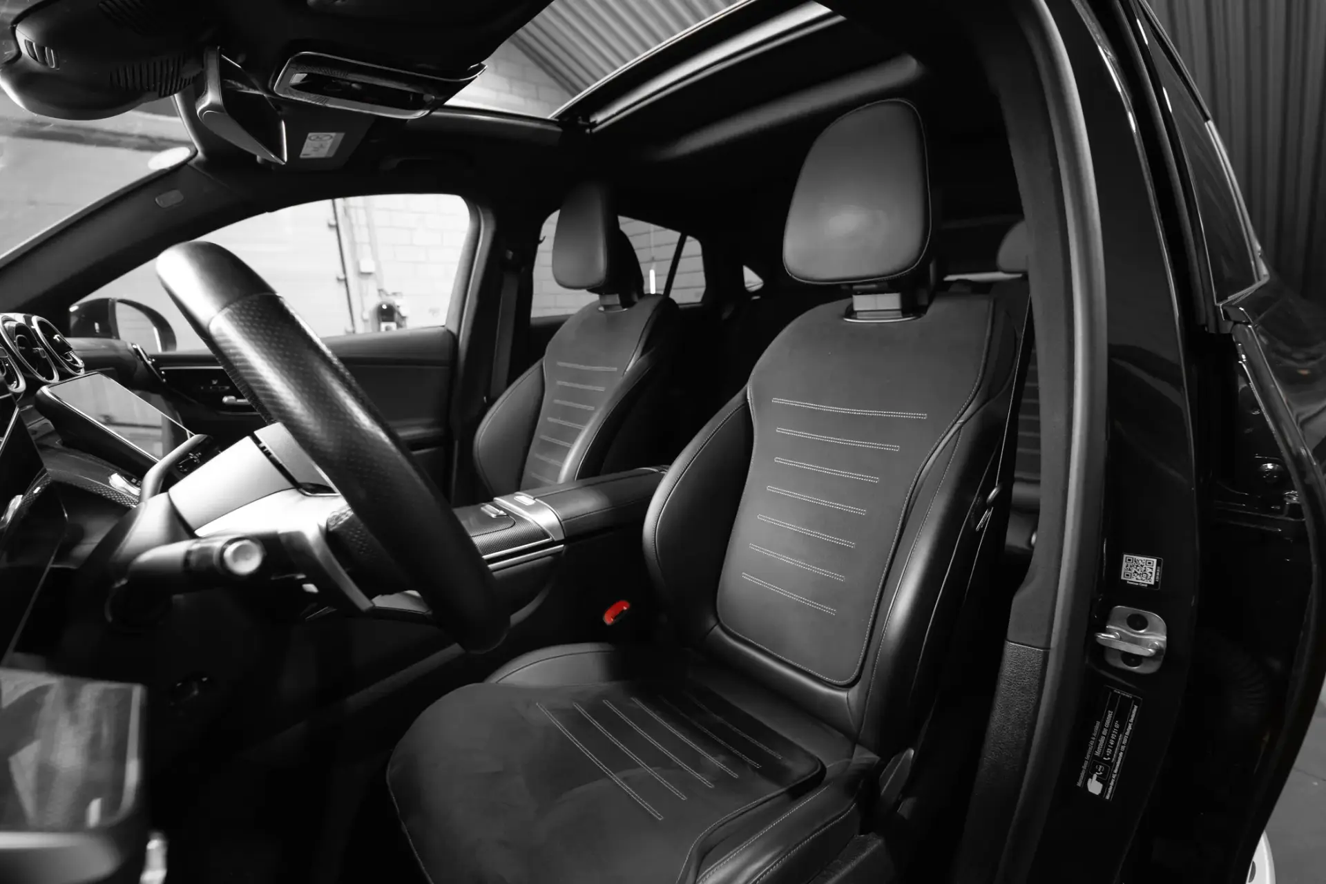 Mercedes-Benz GLC 300 e 4Matic 9G-TRONIC Edition AMG Line 5