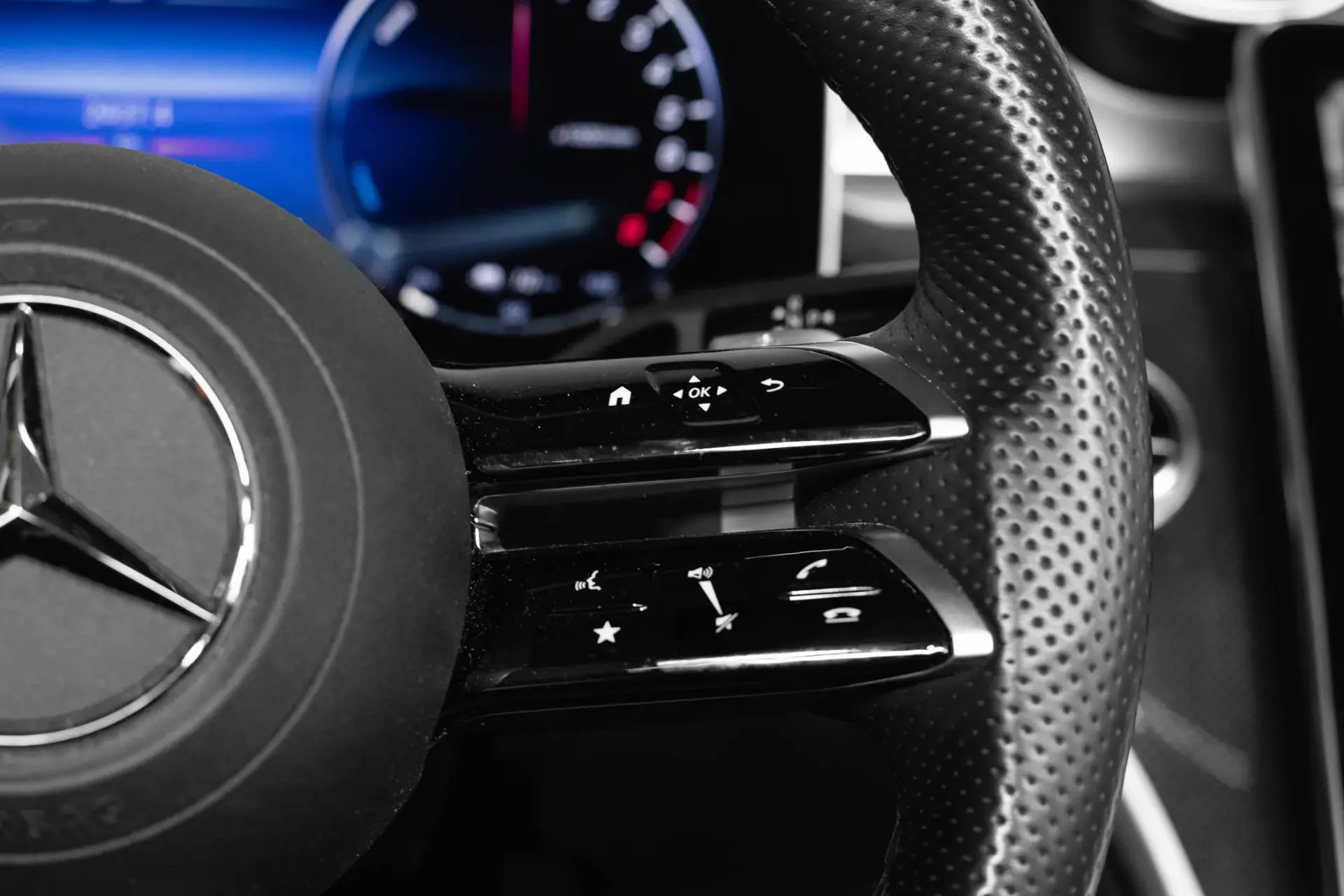 Mercedes-Benz GLC 300 e 4Matic 9G-TRONIC Edition AMG Line 9