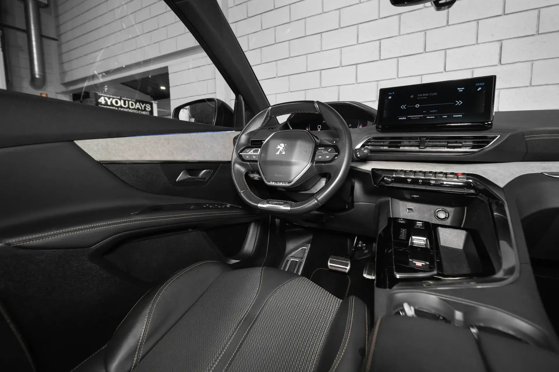 Peugeot 5008 1.2 PureTech GT EAT8 31