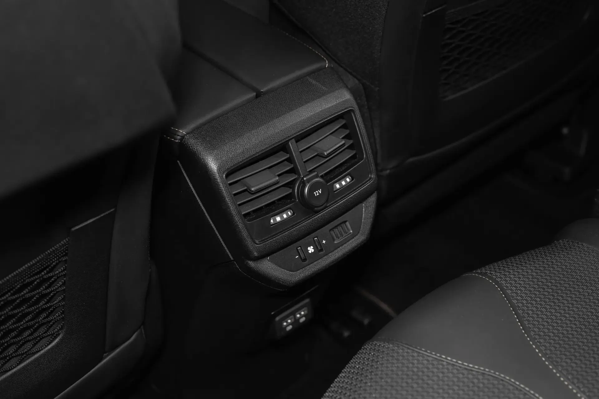 Peugeot 5008 1.2 PureTech GT EAT8 34