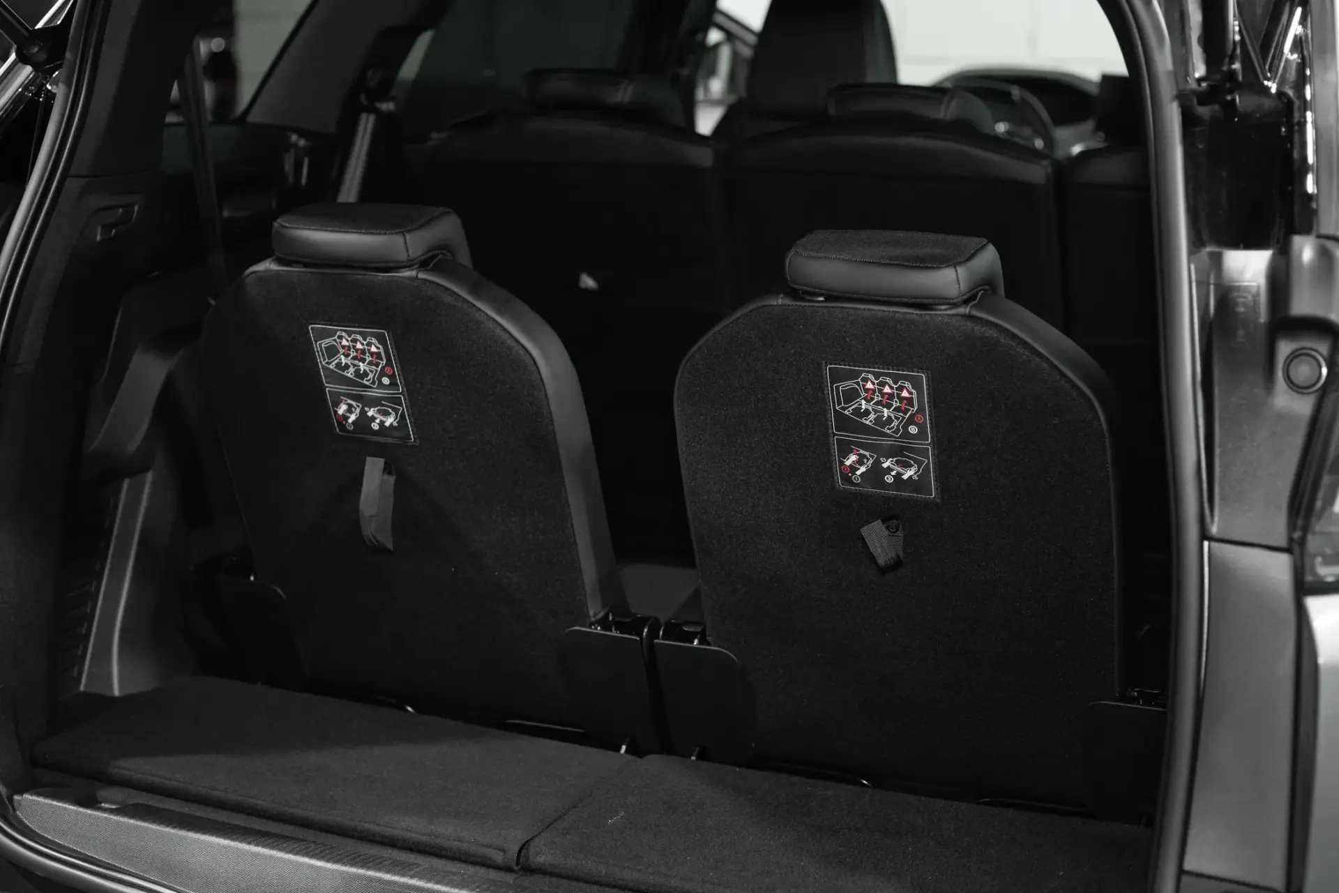 Peugeot 5008 1.2 PureTech GT EAT8 36