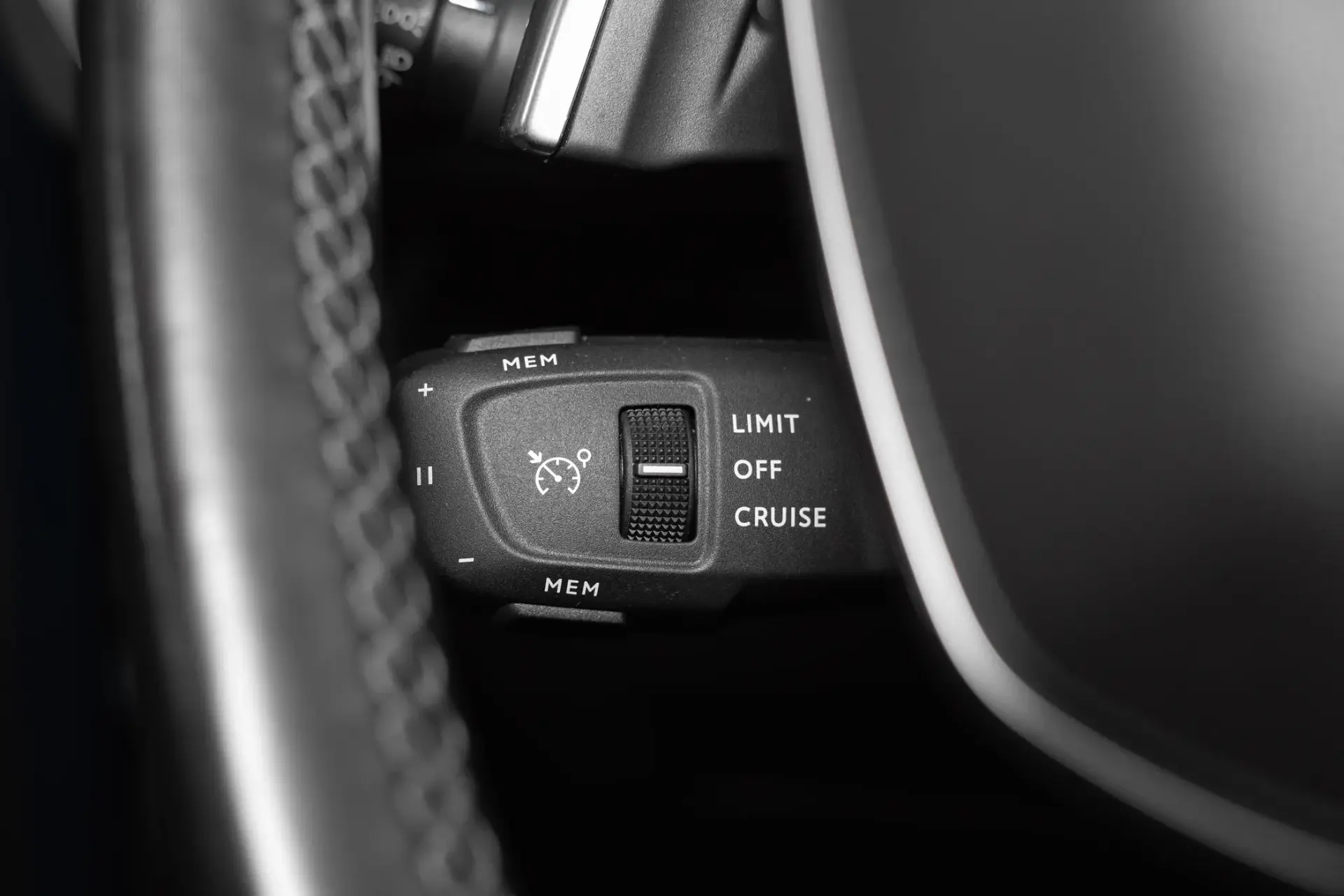 Peugeot 5008 BlueHDI 130 EAT8 Allure 9