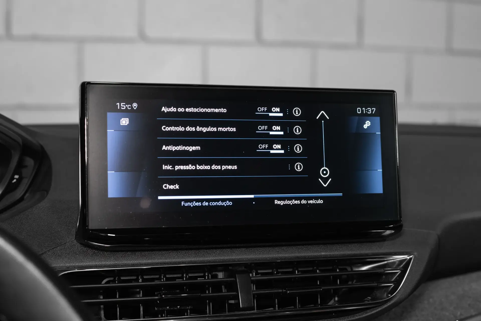 Peugeot 5008 BlueHDI 130 EAT8 Allure 21