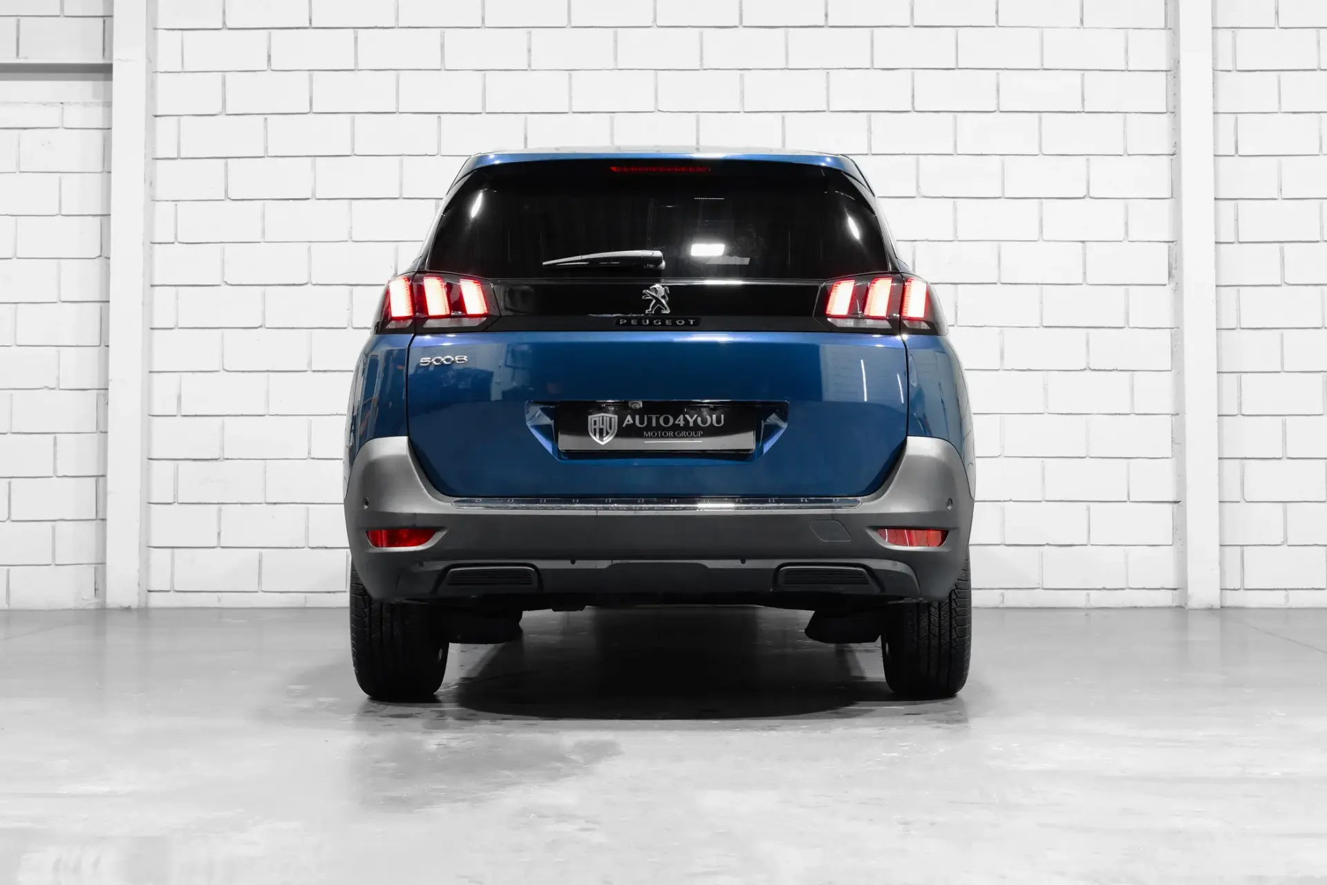 Peugeot 5008 BlueHDI 130 EAT8 Allure 37