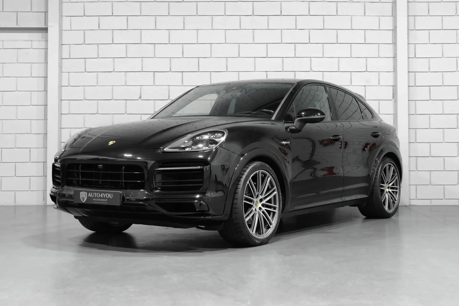 Porsche Cayenne Coupé E-Hybrid 1