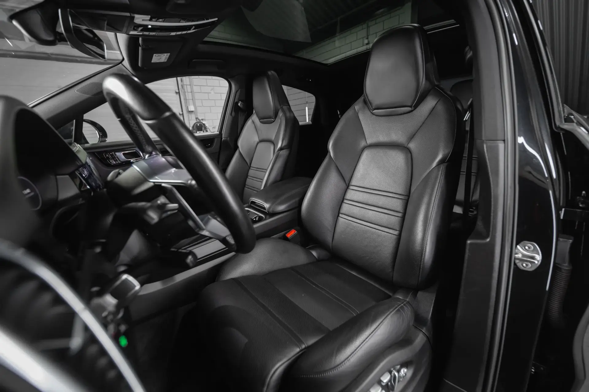 Porsche Cayenne Coupé E-Hybrid 5