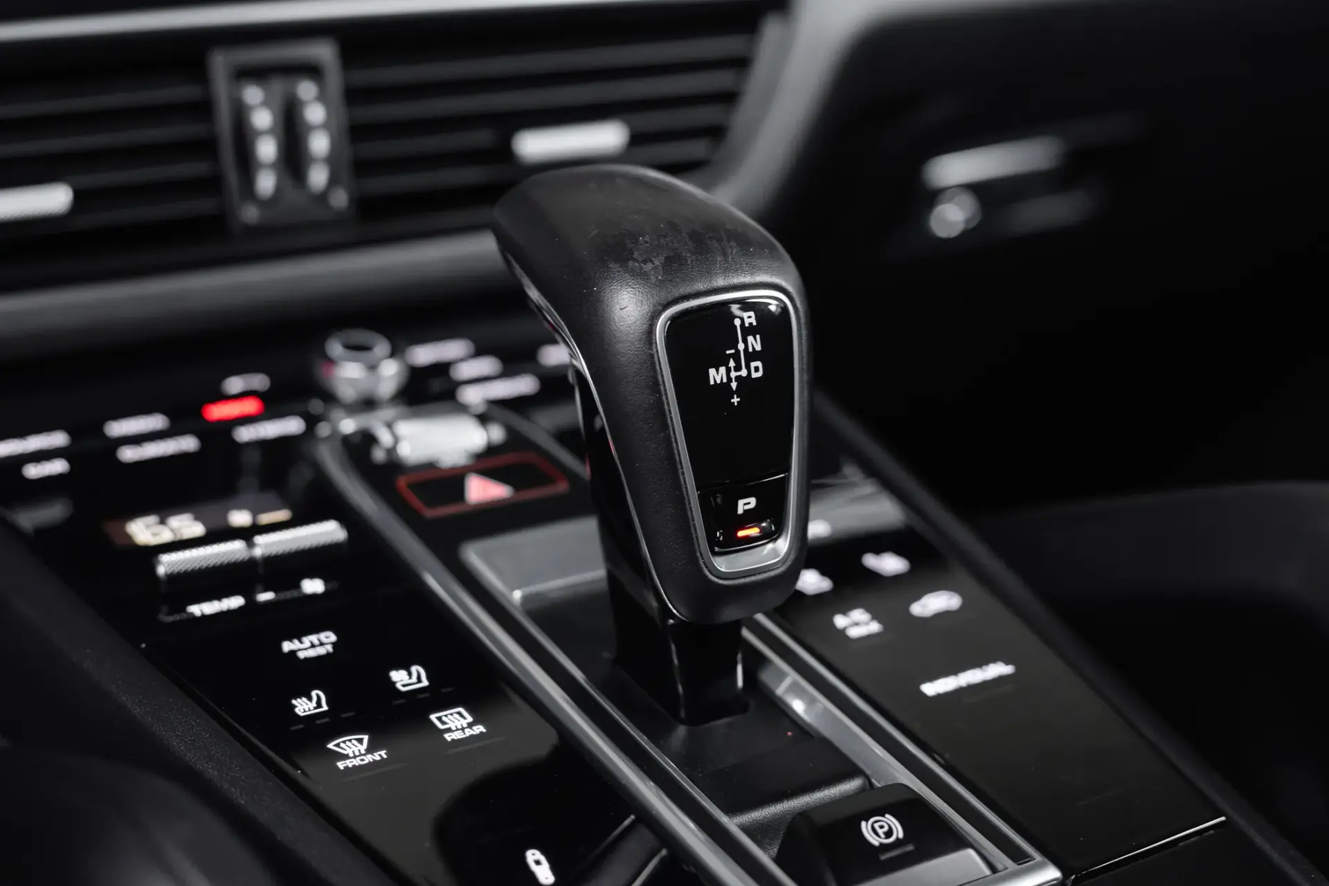 Porsche Cayenne Coupé E-Hybrid 8