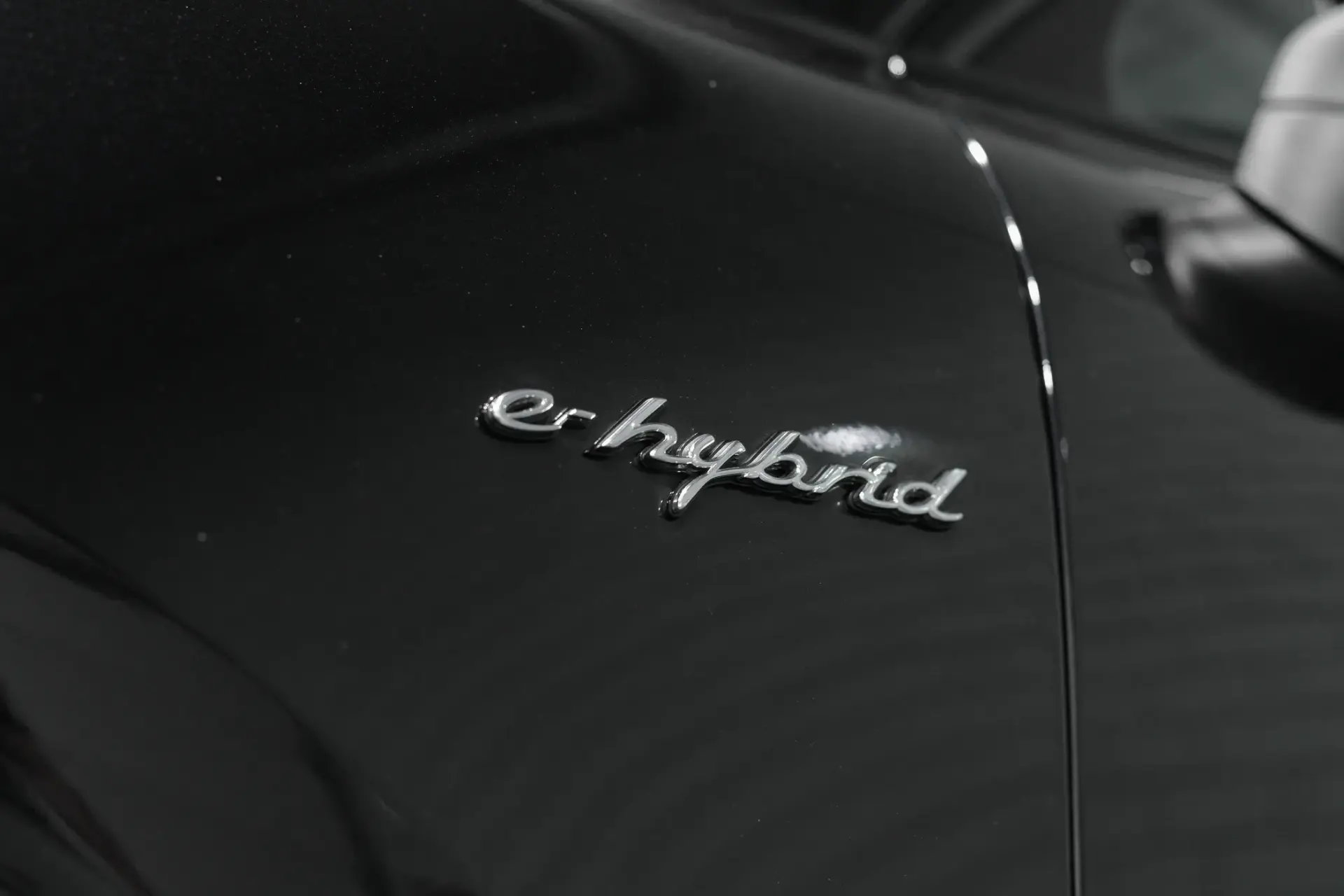Porsche Cayenne Coupé E-Hybrid 34