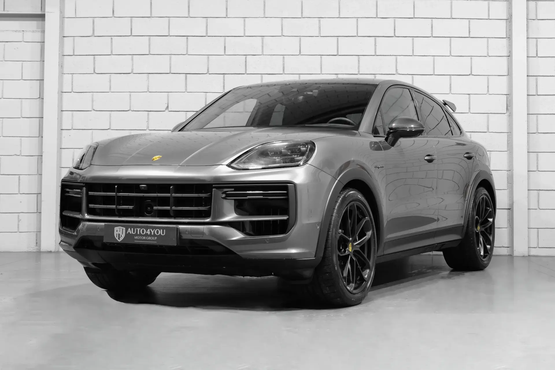 Porsche Cayenne Coupé Turbo E-Hybrid Pacote GT 1