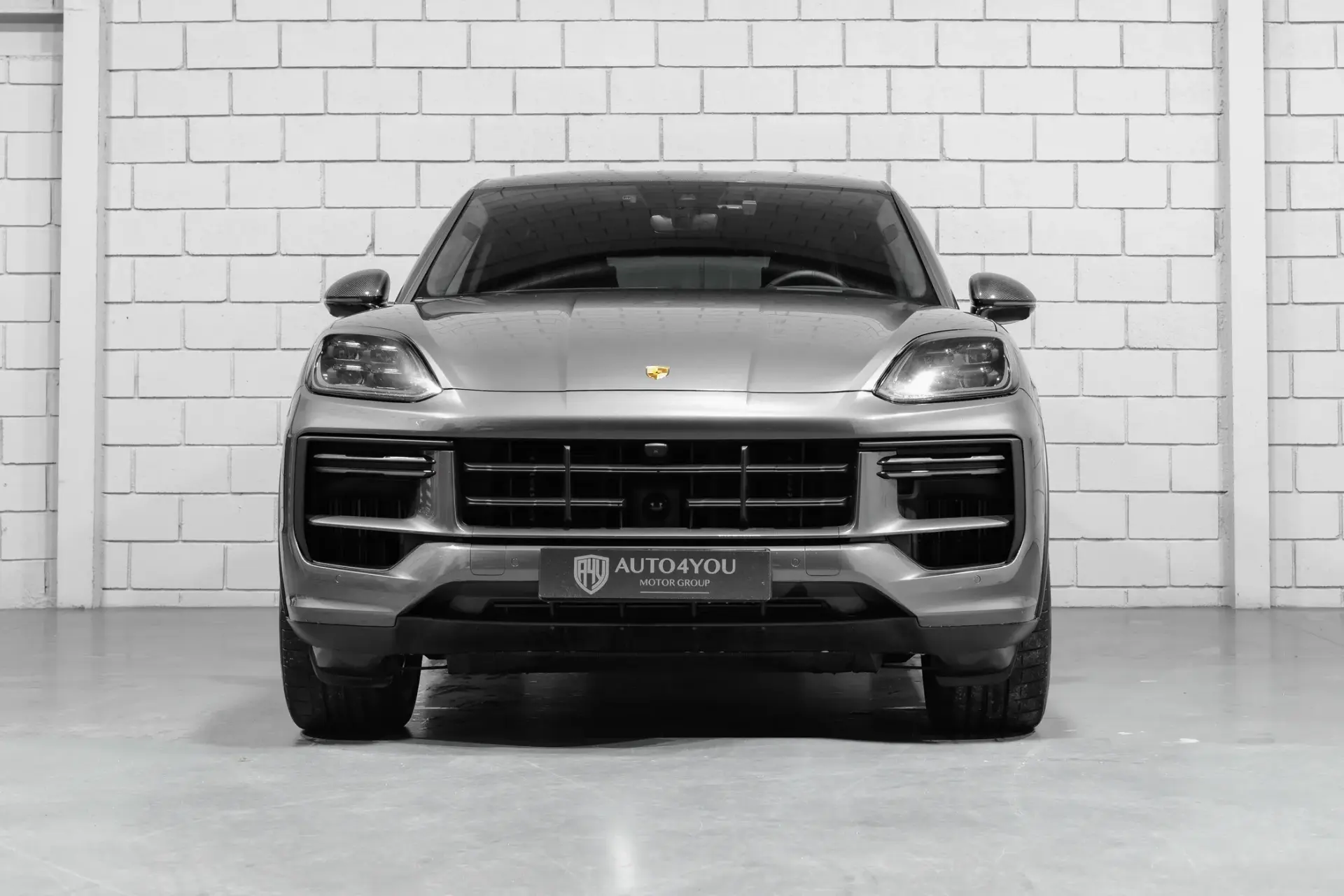 Porsche Cayenne Coupé Turbo E-Hybrid Pacote GT 2