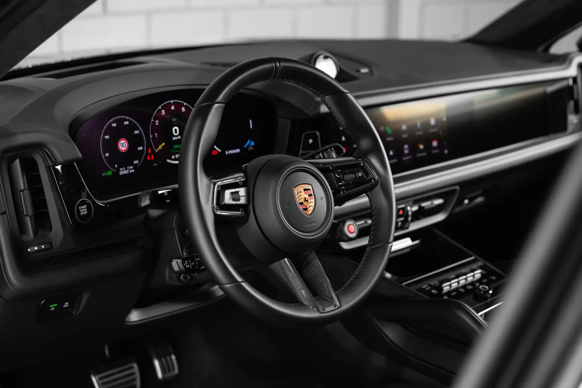 Porsche Cayenne Coupé Turbo E-Hybrid Pacote GT 23