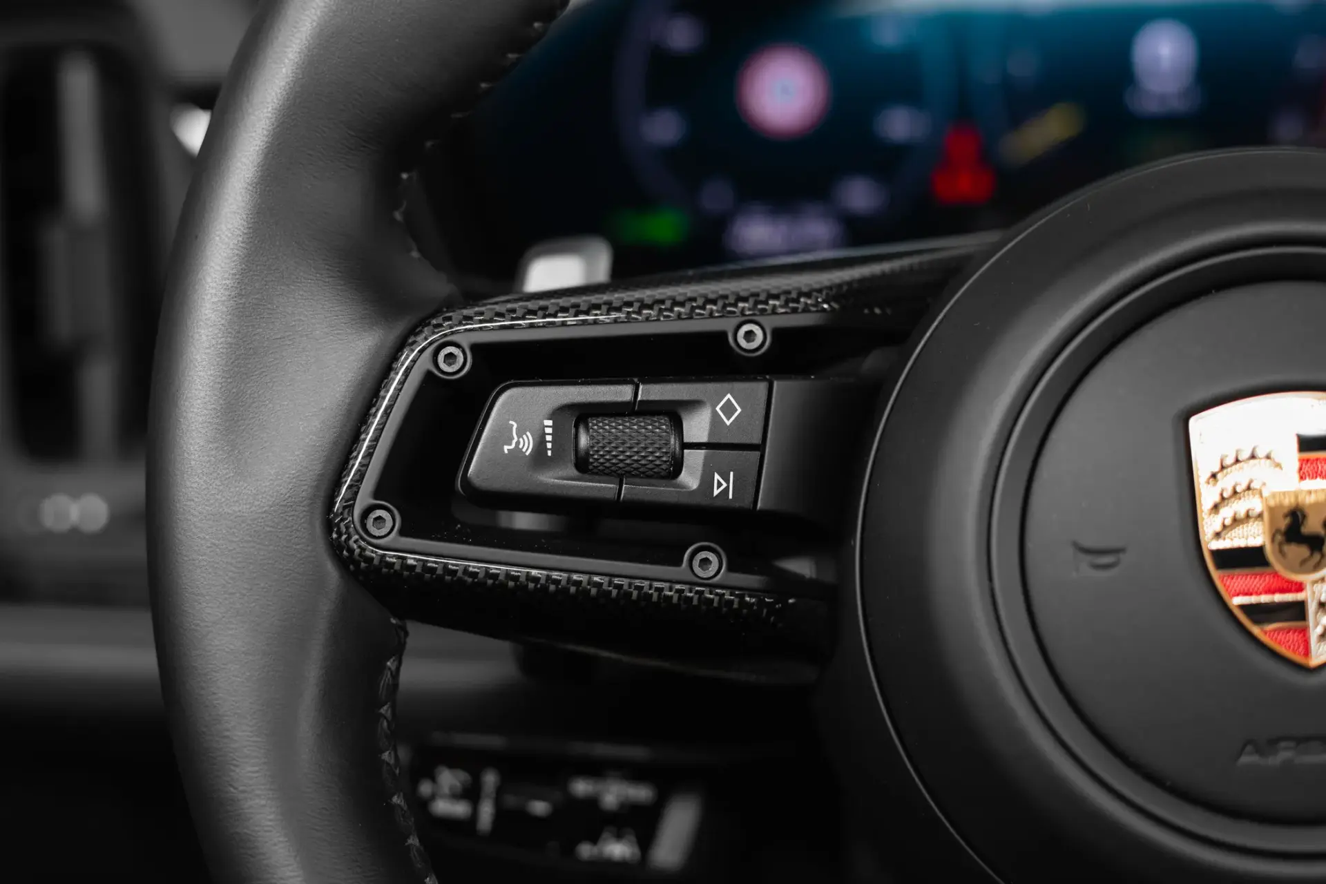 Porsche Cayenne Coupé Turbo E-Hybrid Pacote GT 26