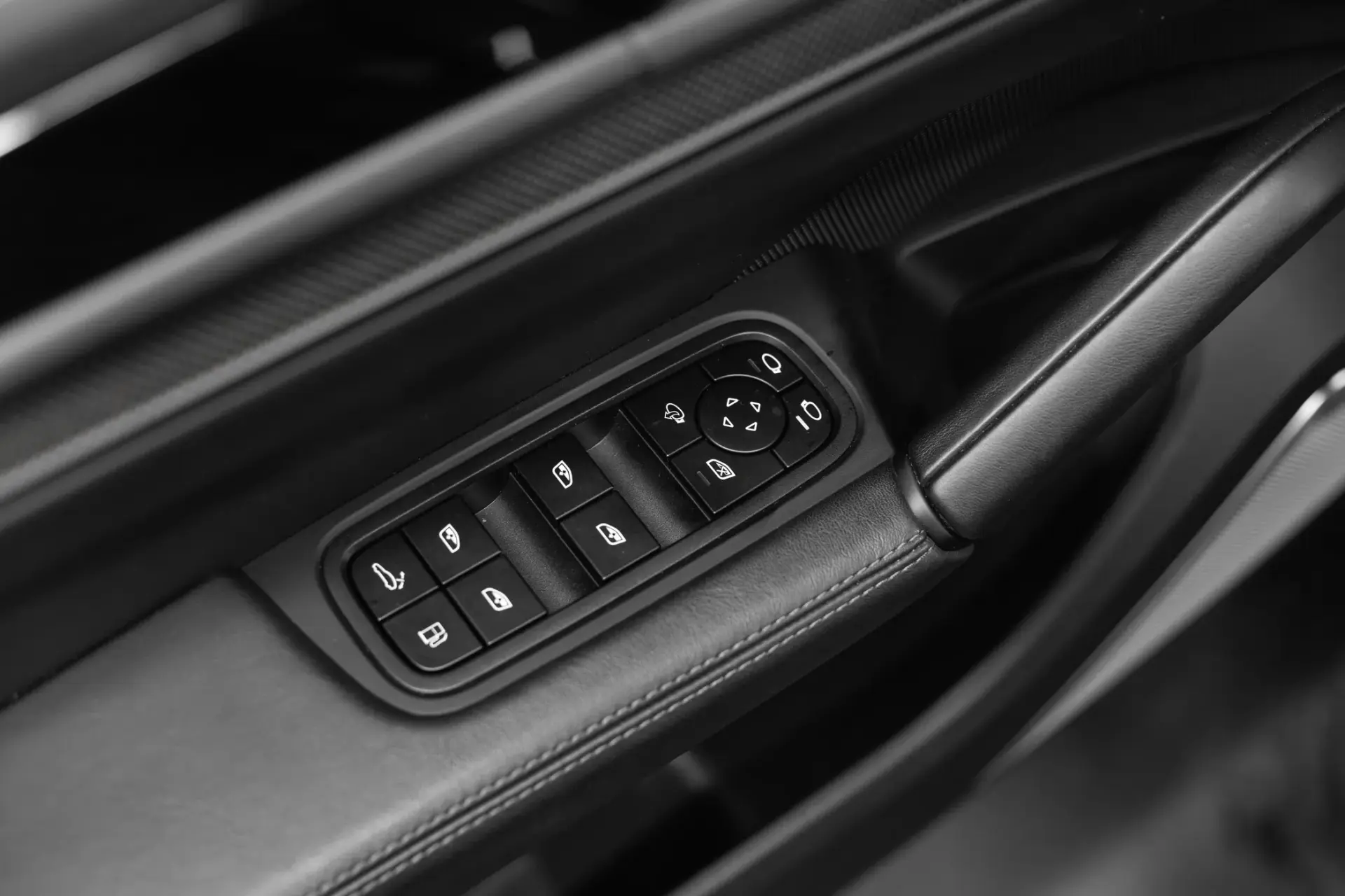 Porsche Cayenne Coupé Turbo E-Hybrid Pacote GT 42