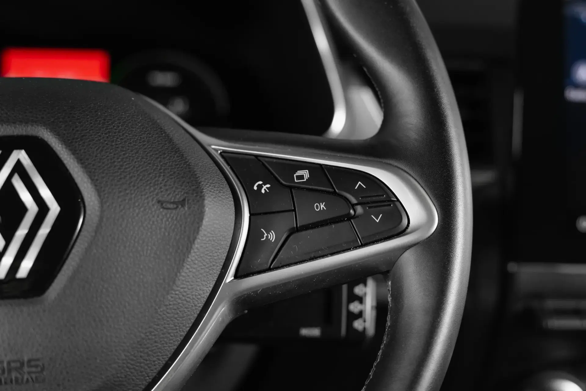Renault Arkana 1.6 E-Tech Full Hybrid Techno 9