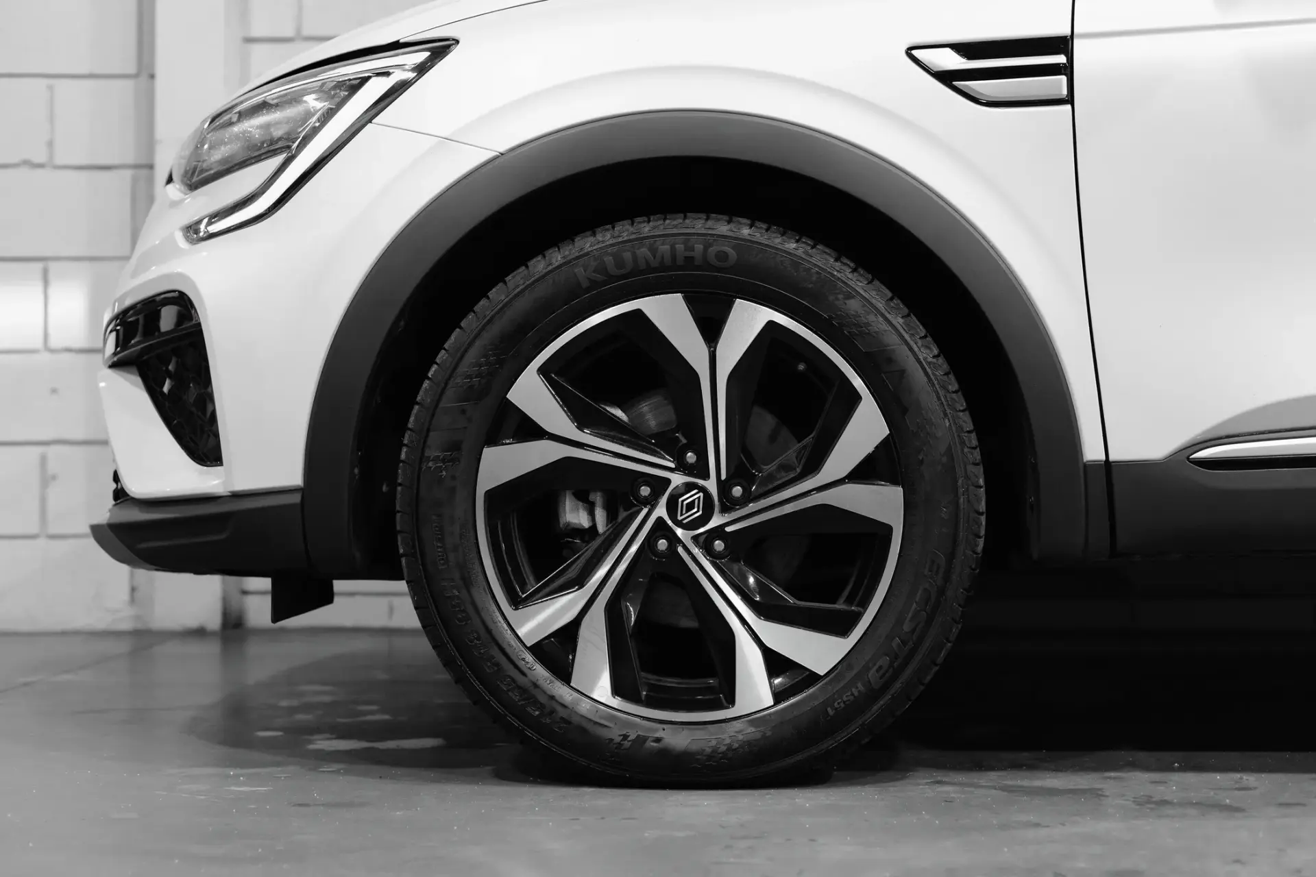 Renault Arkana 1.6 E-Tech Full Hybrid Techno 27