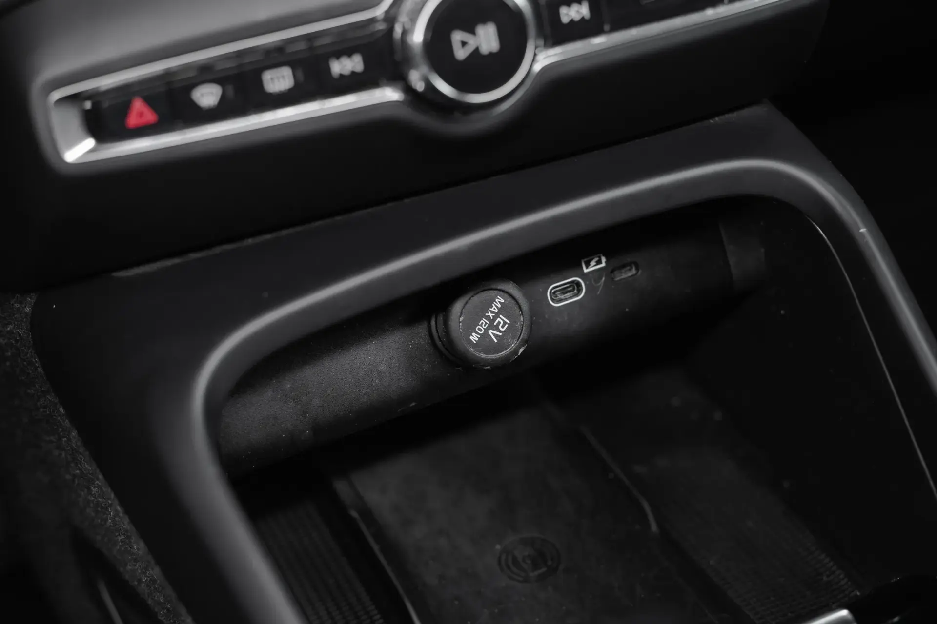 Volvo C40 Recharge Single Motor Ultimate 27