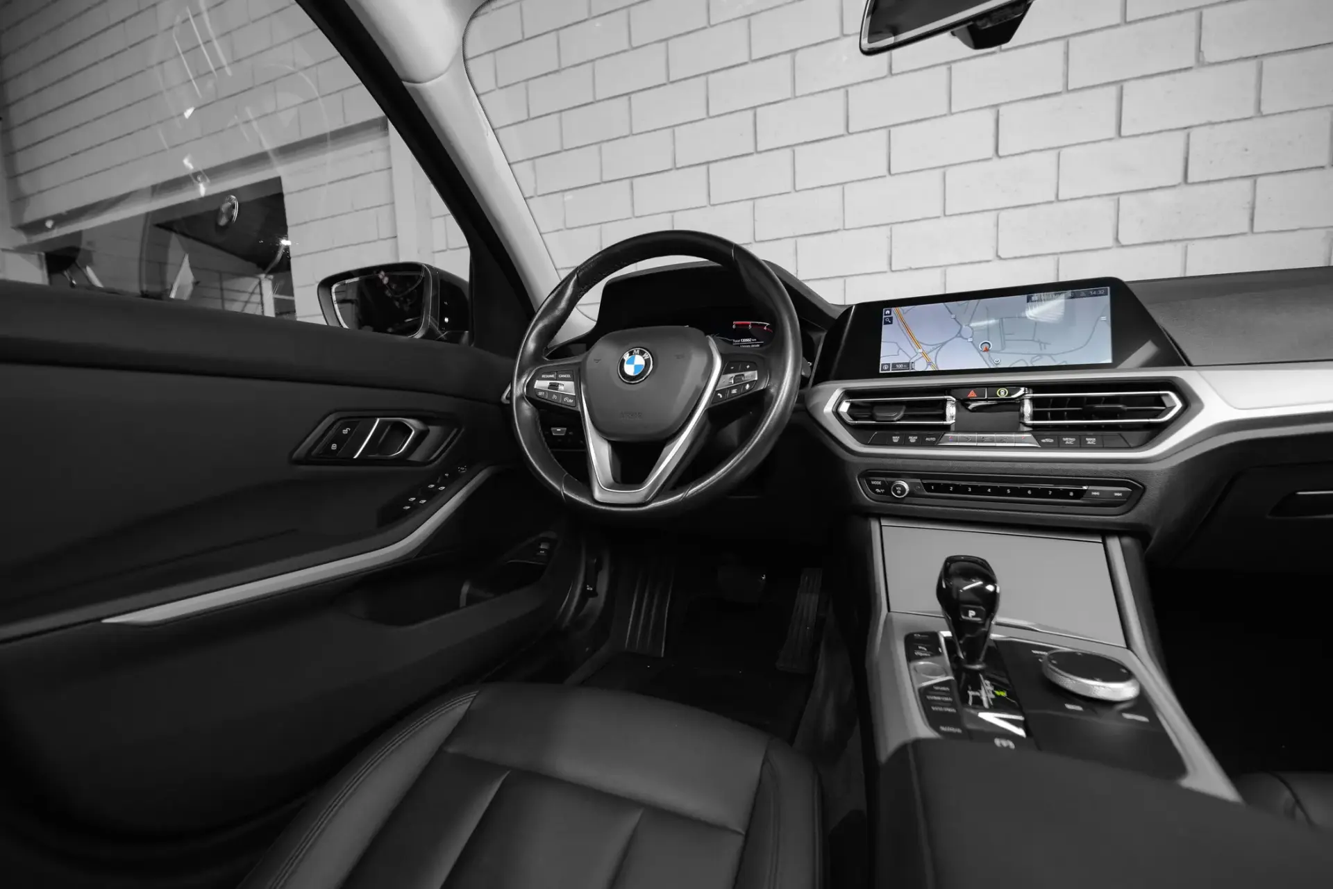 BMW 318 d Touring Aut. 32