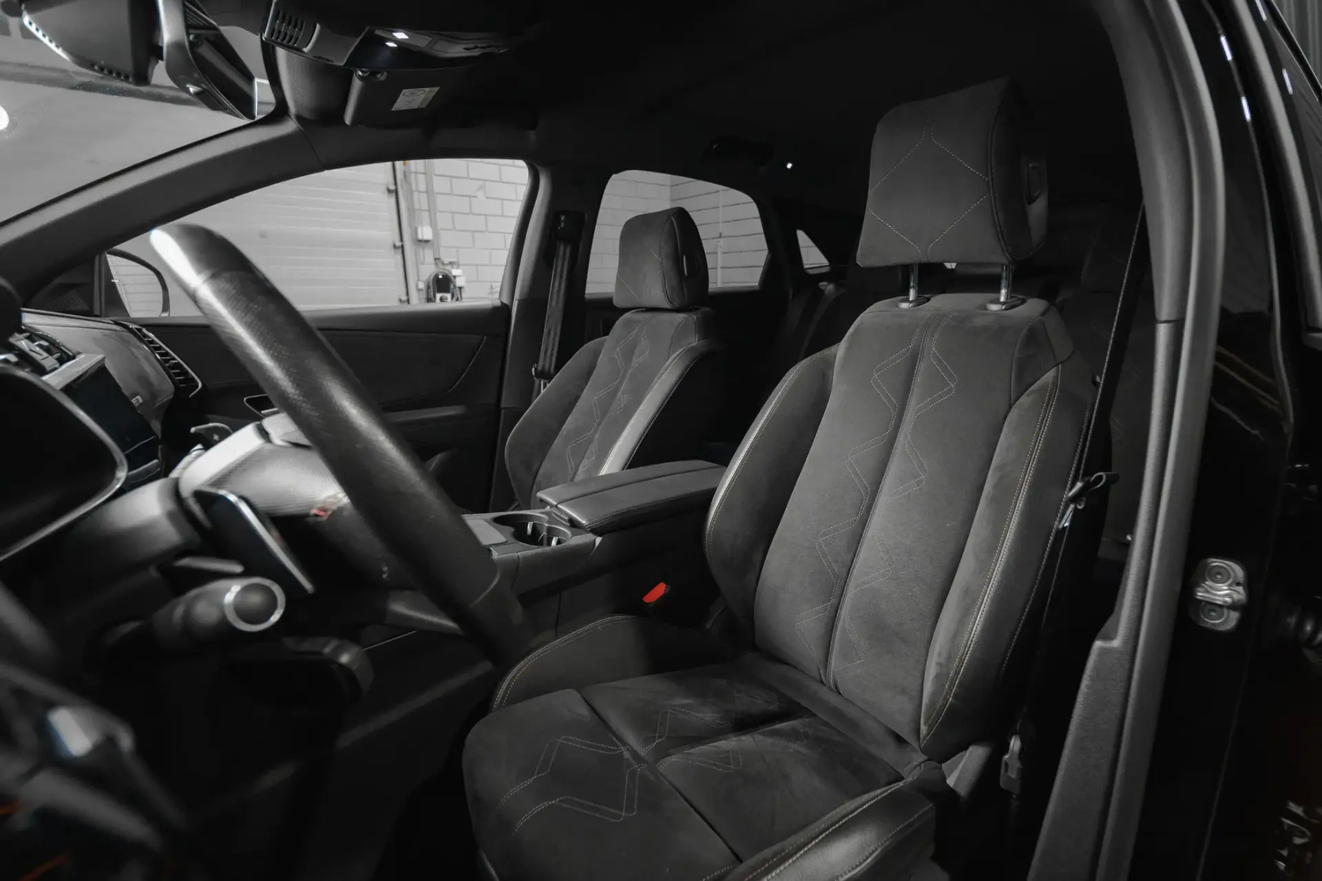 DS DS7 Crossback E-Tense Performance Line EAT8 6