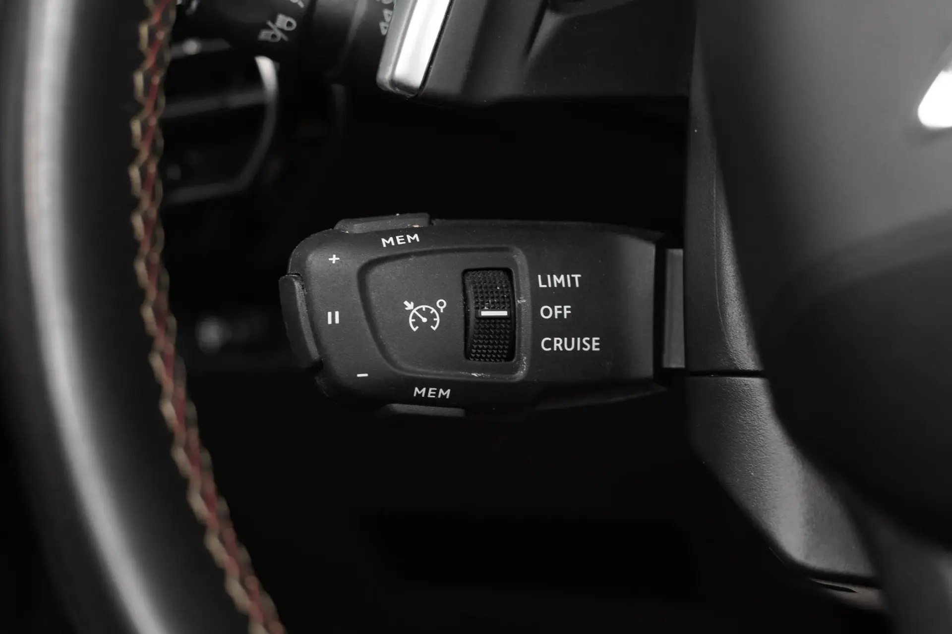 DS DS7 Crossback E-Tense Performance Line EAT8 13