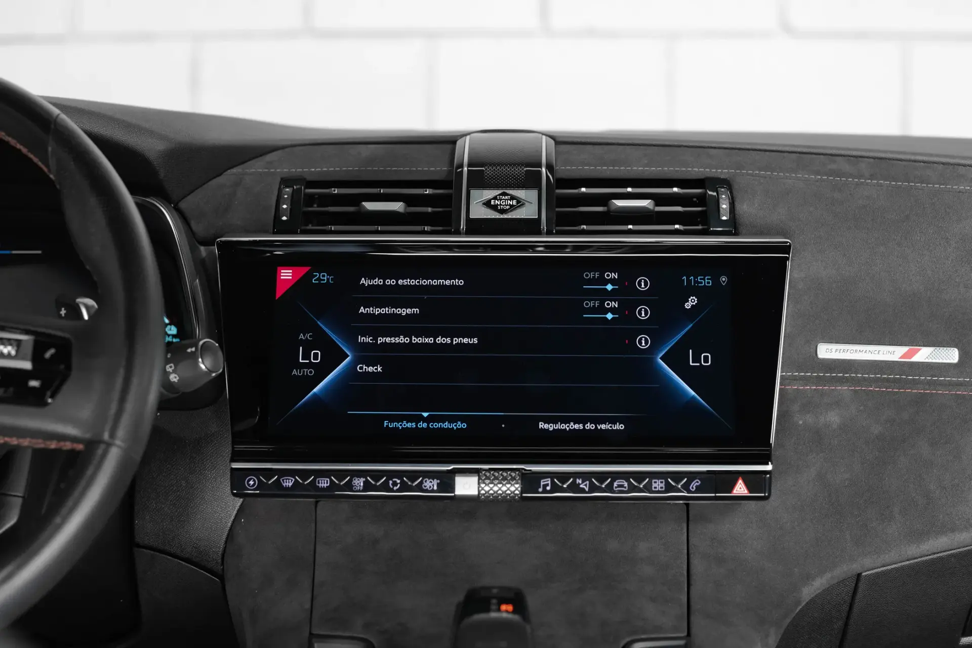 DS DS7 Crossback E-Tense Performance Line EAT8 19