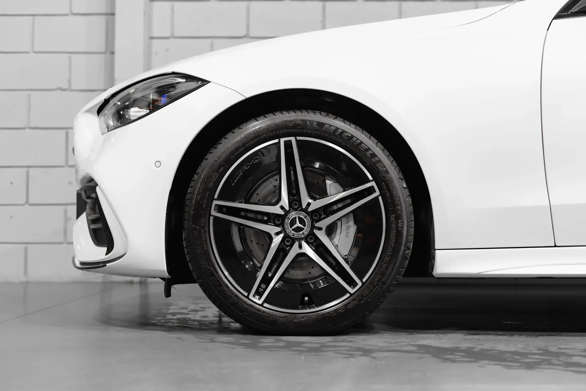 Mercedes-Benz C 300 e AMG Line 21