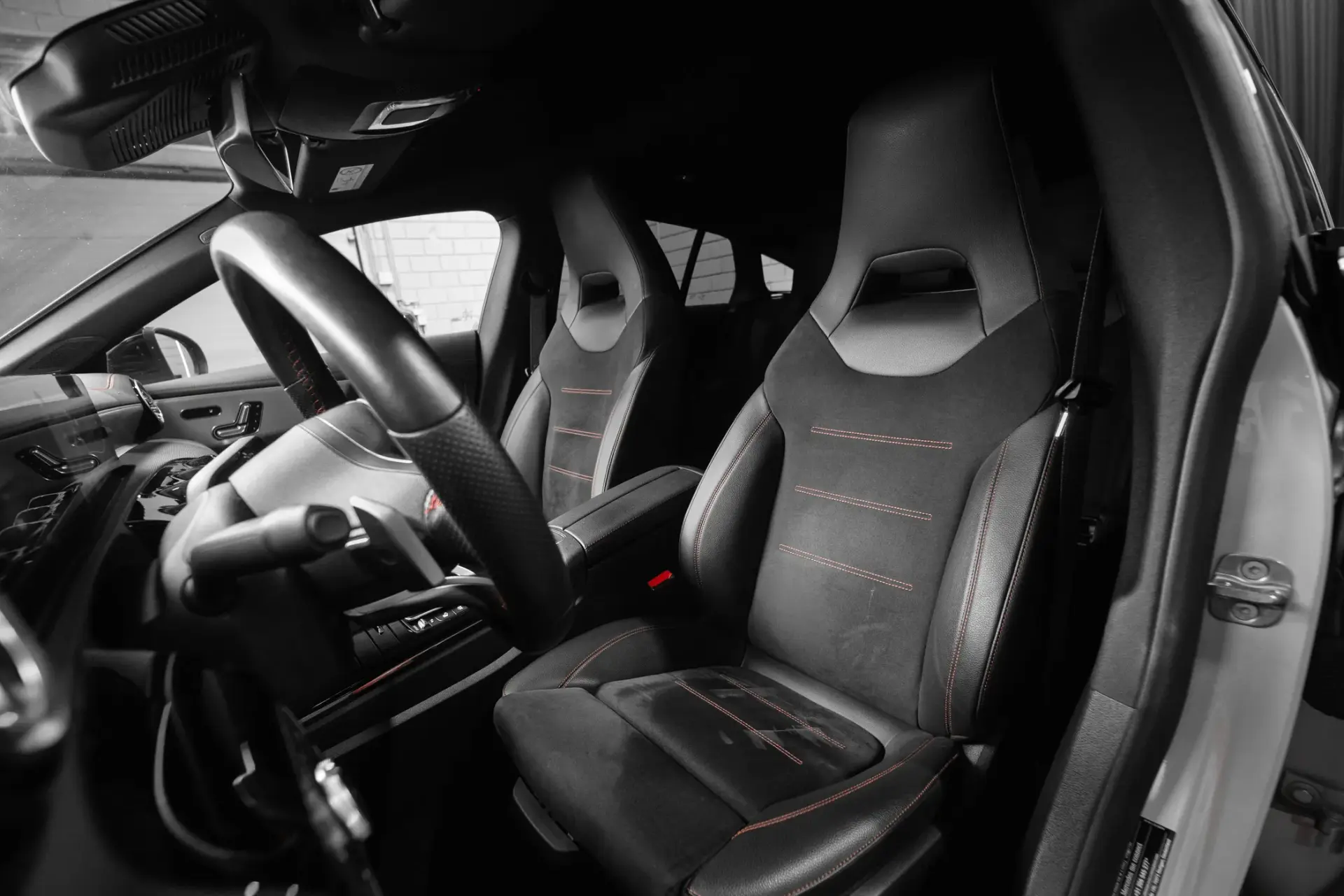 Mercedes-Benz CLA 250 e Shooting Brake AMG Line 5